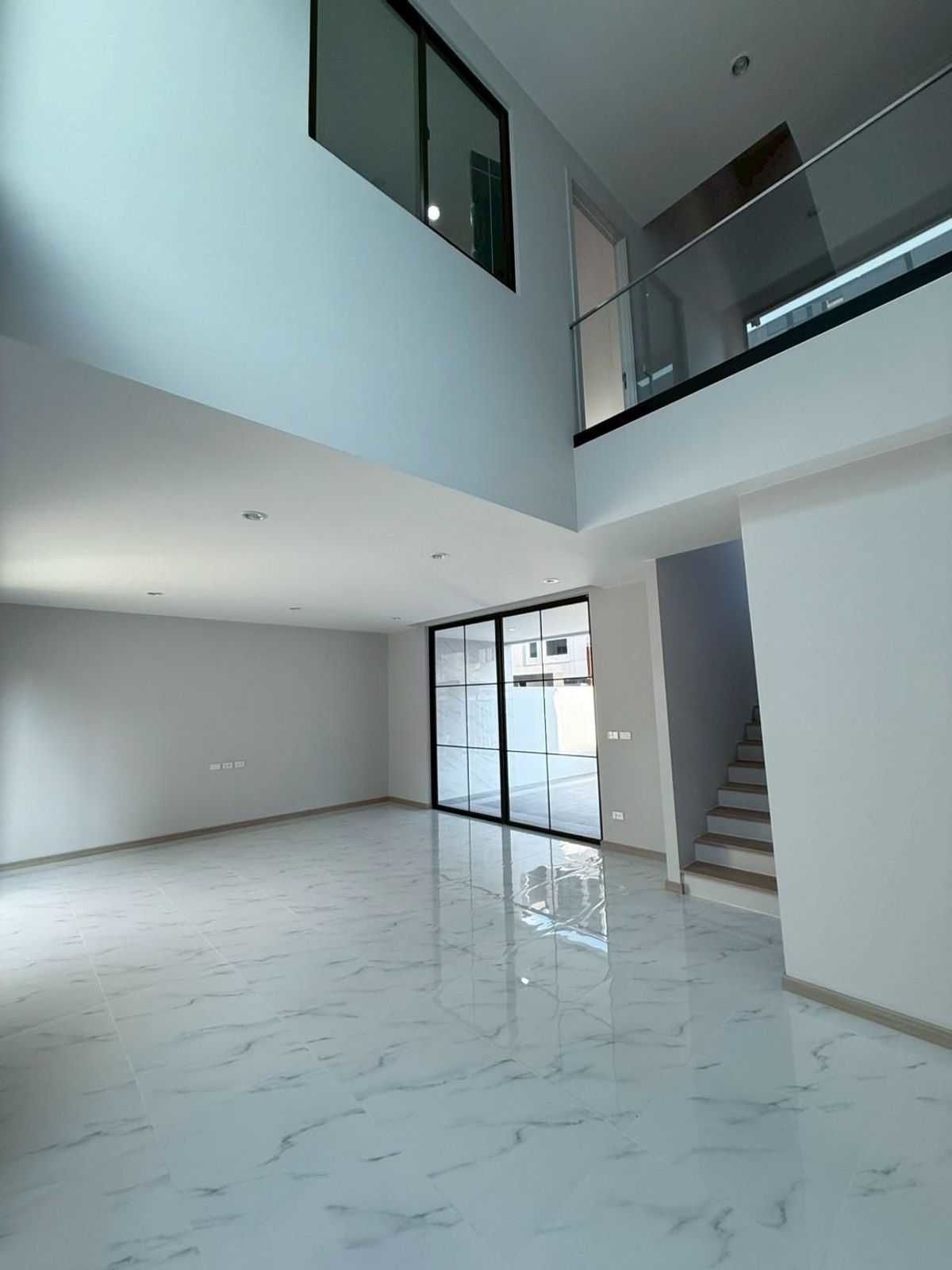 ให้เช่าทาวน์โฮมพระราม 2 บางขุนเทียน : Home Office ให้เช่า ✨ Gravitia Rama 2 - Thakam ✨ 3 ชั้น 3 ห้องนอน 4 ห้องน้ำ หลัง Homepro พระราม 2