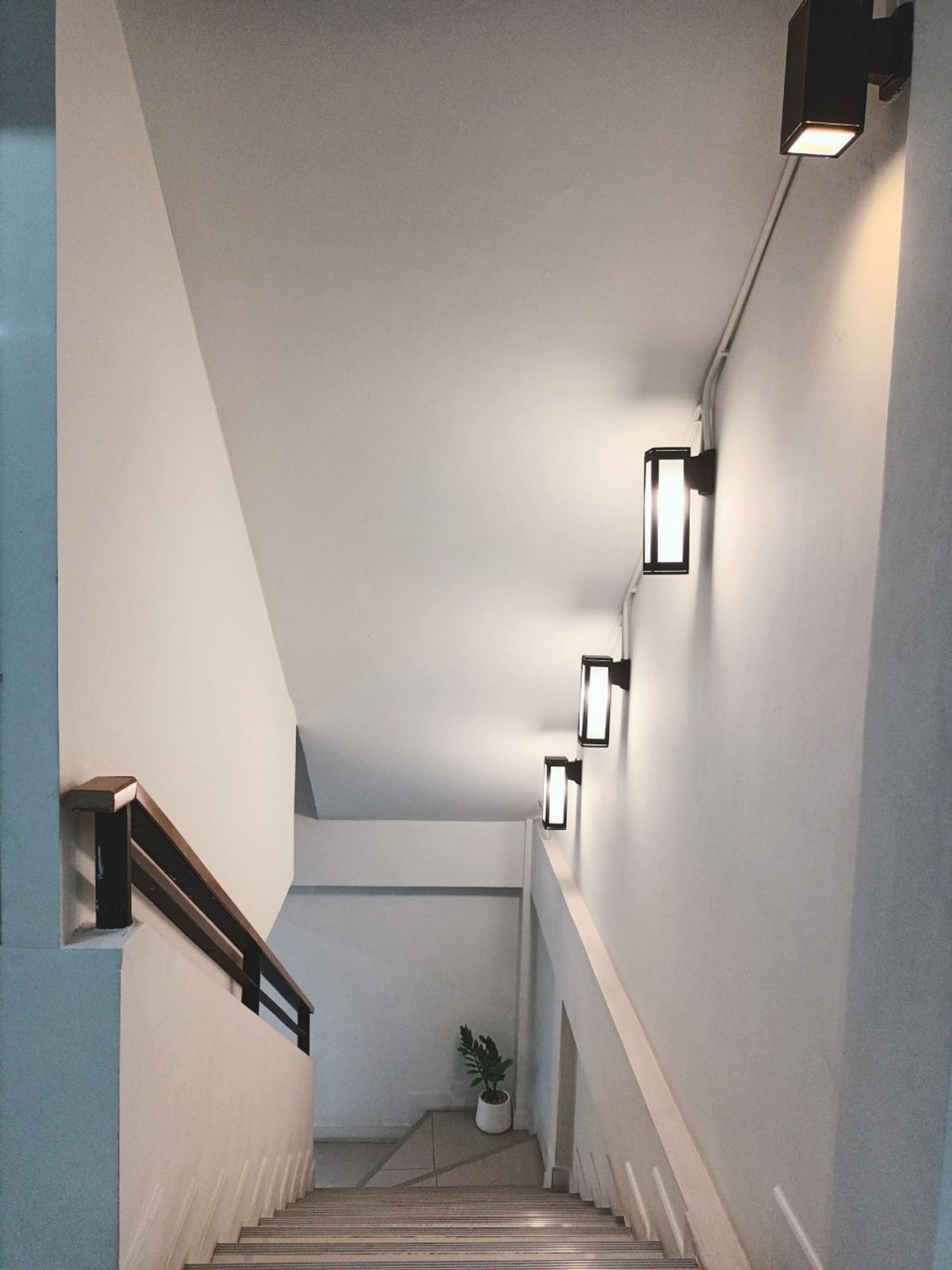 อาคารพาณิชย์โคราช นครราชสีมา : ขายและให้เช่าอาคารพาณิชย์ห้องริมติดถนนThehabitatโคราช ตรงข้ามไก่ย่างสืบศิริ