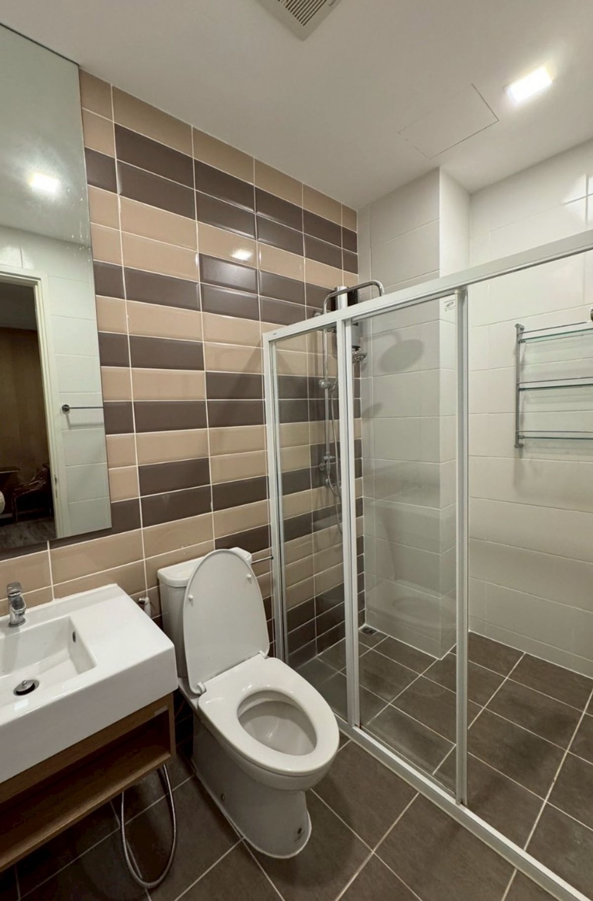 For RentCondoRatchadapisek, Huaikwang, Suttisan : ✅ BWRD103 ✅ Line : @p2nproperty