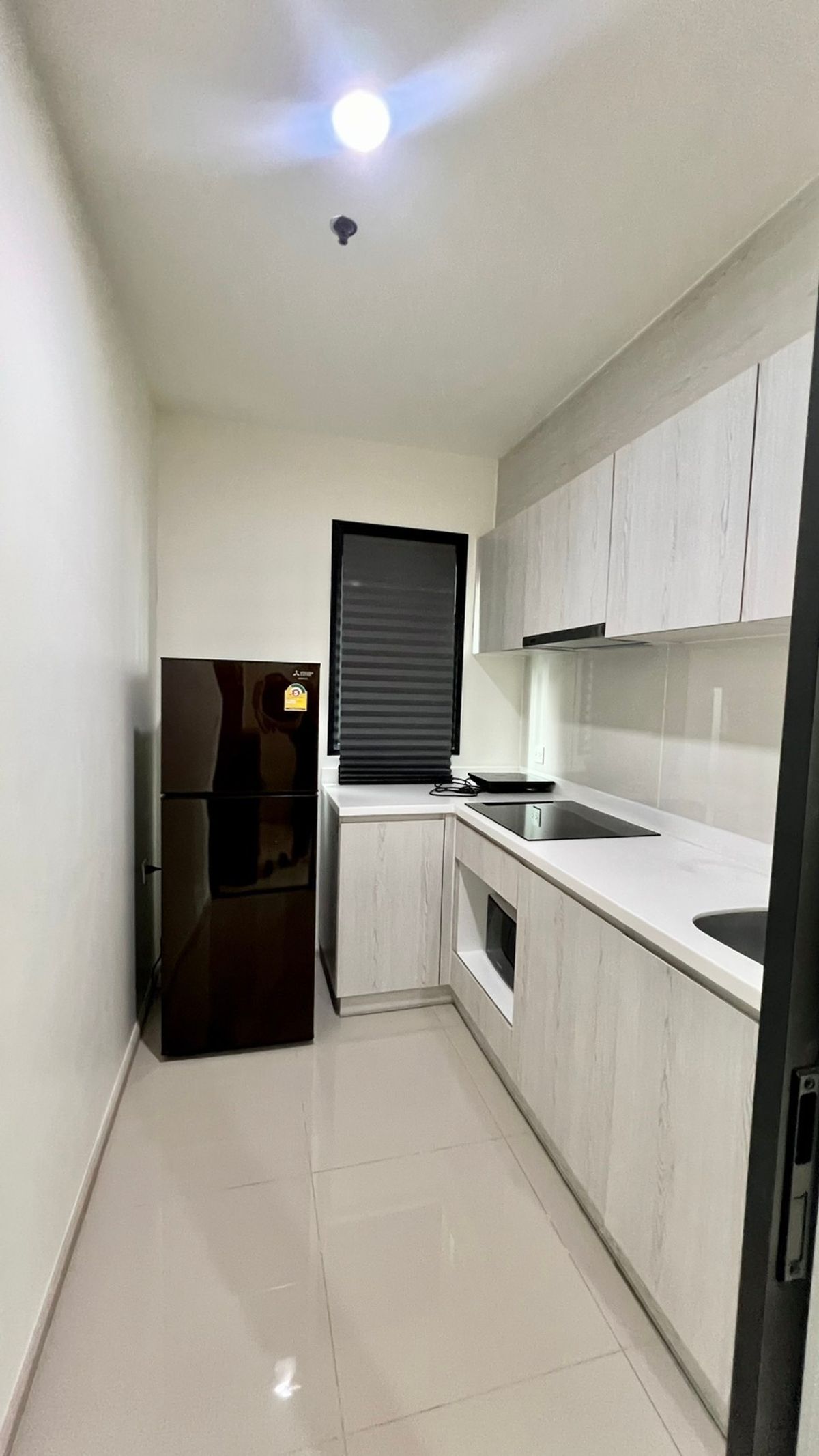 CondoRama9, Petchburi, RCA : Urgent sale, very cheap price. Life Asoke 2bedrroms 2bathrooms - North, sunny, quiet, quiet, corner room, MRT, Phetchaburi and APL.