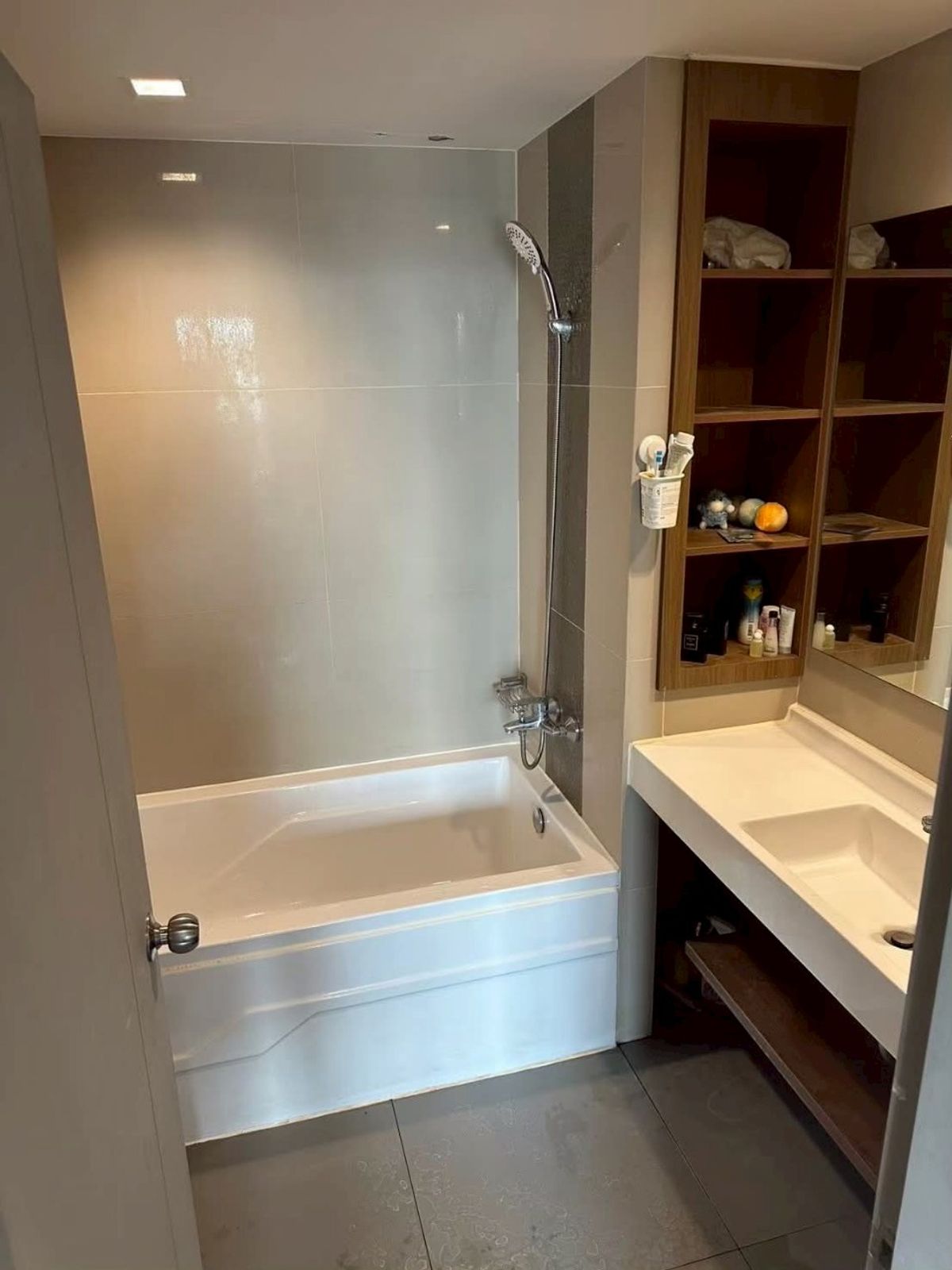 ให้เช่าคอนโดอ่อนนุช อุดมสุข : ✅ IDS150 ✅ Line : @p2nproperty