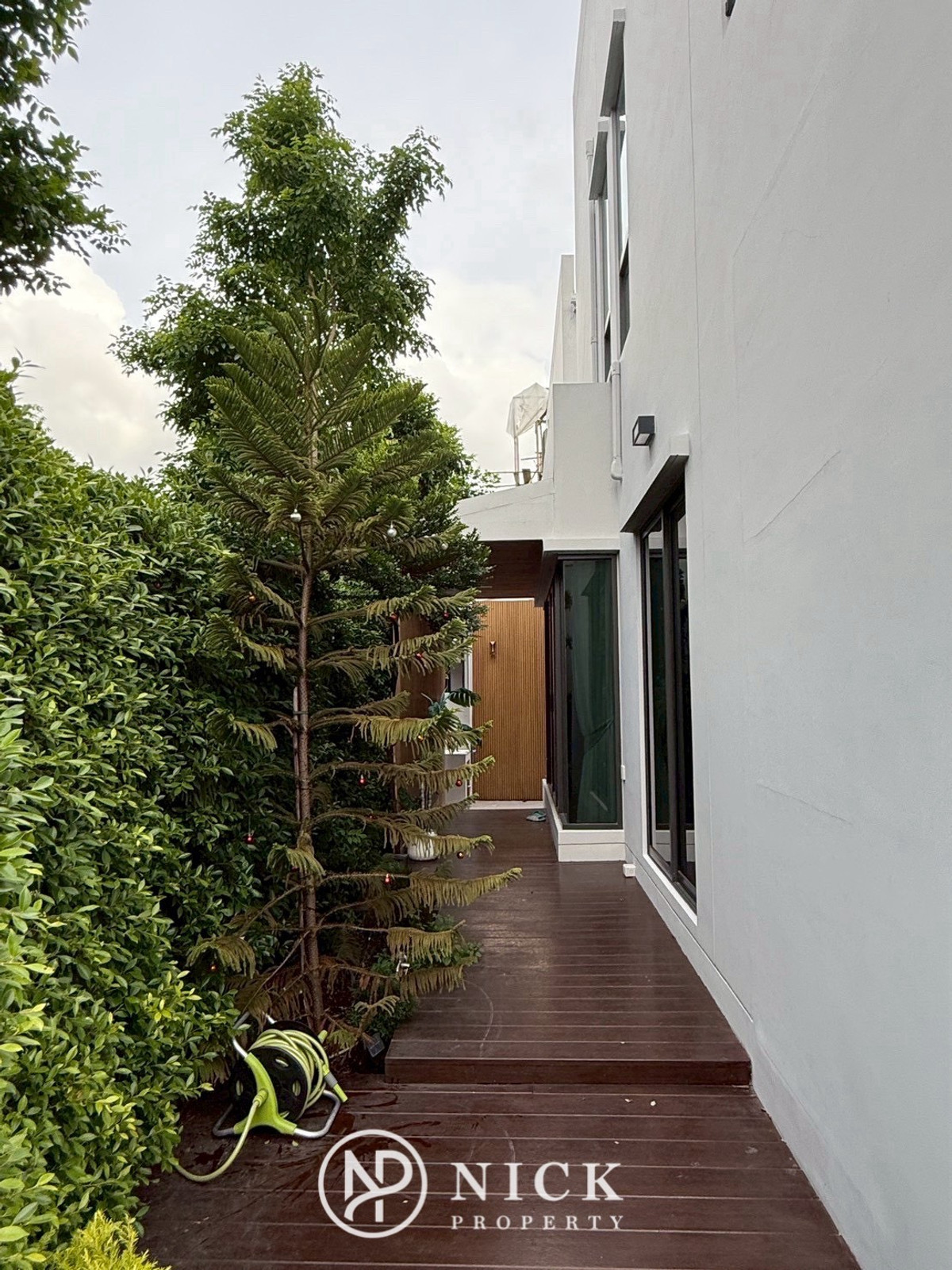 For SaleHouseRama5, Ratchapruek, Bangkruai : Bangkok Boulevard Signature Sathorn - Pinklao: Luxury Class Modern Colonnade Bangkok Boulevard Signature Luxury House behind Club House The heart of Ratchapruek The best home position in the project Beautifully decorated with special price