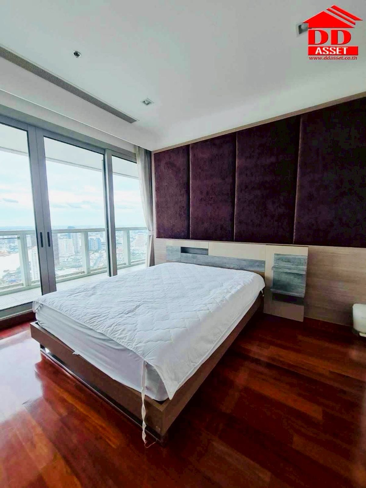 ให้เช่าคอนโดวงเวียนใหญ่ เจริญนคร : Condo For rent The River เจ้าพระยา Code : C8371