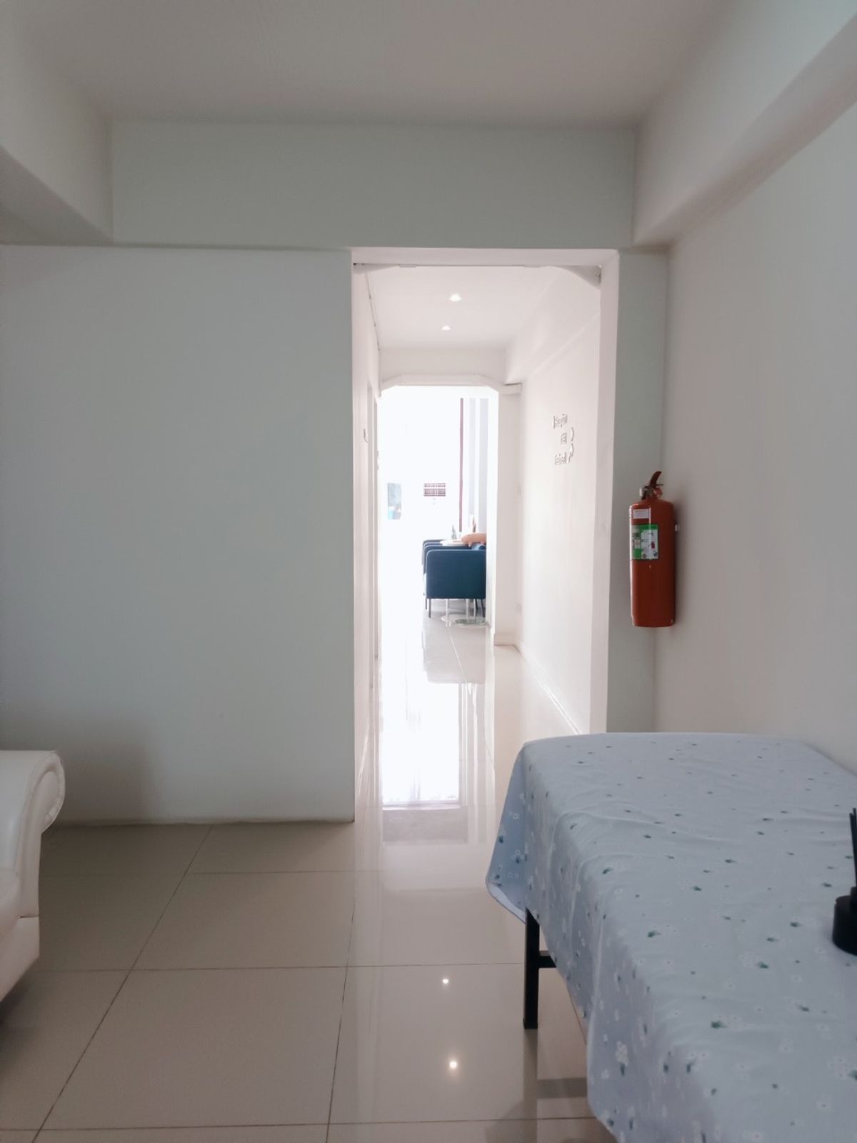 อาคารพาณิชย์โคราช นครราชสีมา : ขายและให้เช่าอาคารพาณิชย์ห้องริมติดถนนThehabitatโคราช ตรงข้ามไก่ย่างสืบศิริ