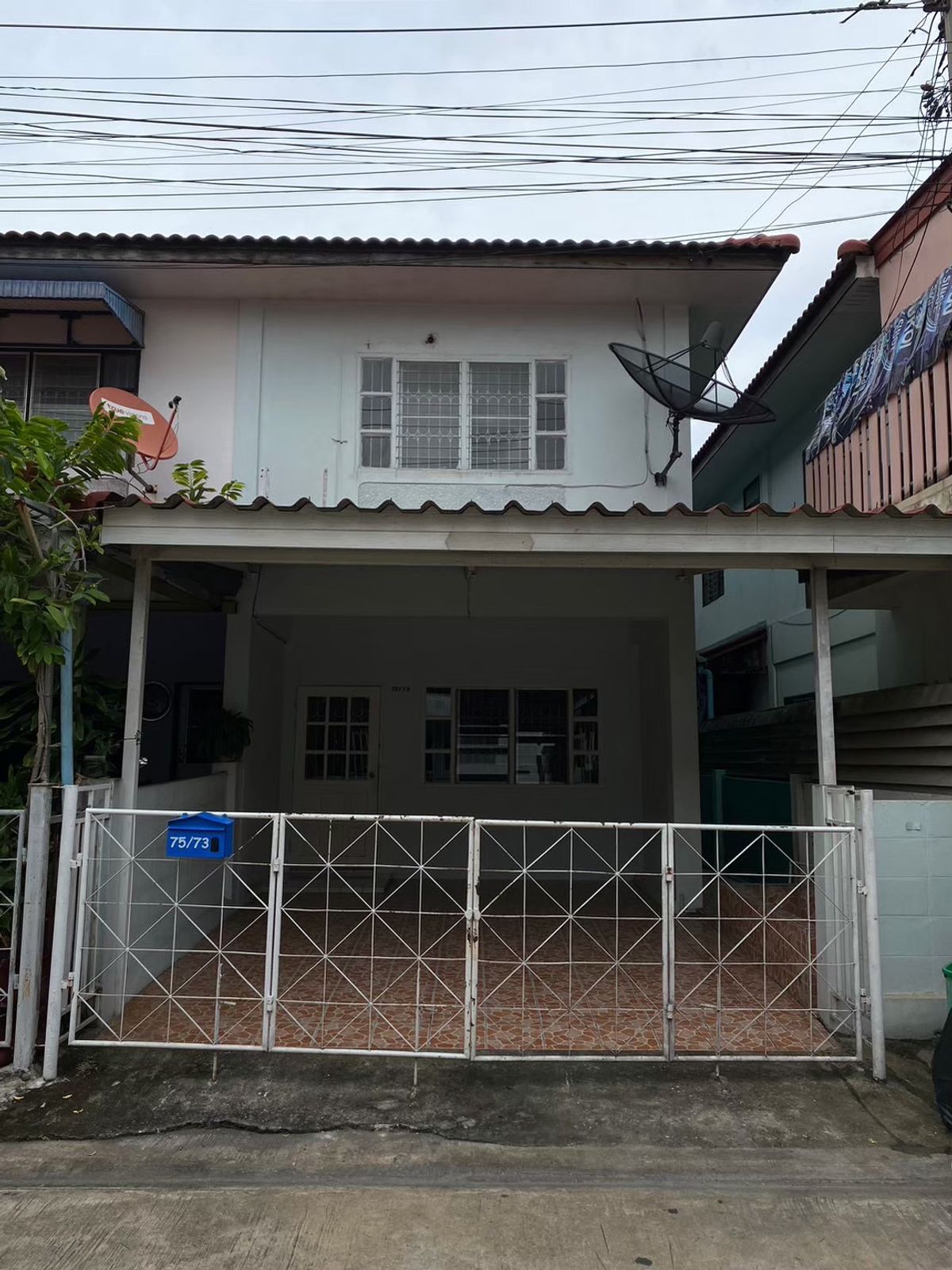 ขายทาวน์โฮมนนทบุรี บางใหญ่ บางบัวทอง : ขายด่วน!!! ทาวน์เฮ้าส์2ชั้น 2ห้องนอน 2ห้องน้ำ 1ห้องนั่งเล่น 1ห้องอเนกประสงค์ ในหมู่บ้านพระปิ่น3 