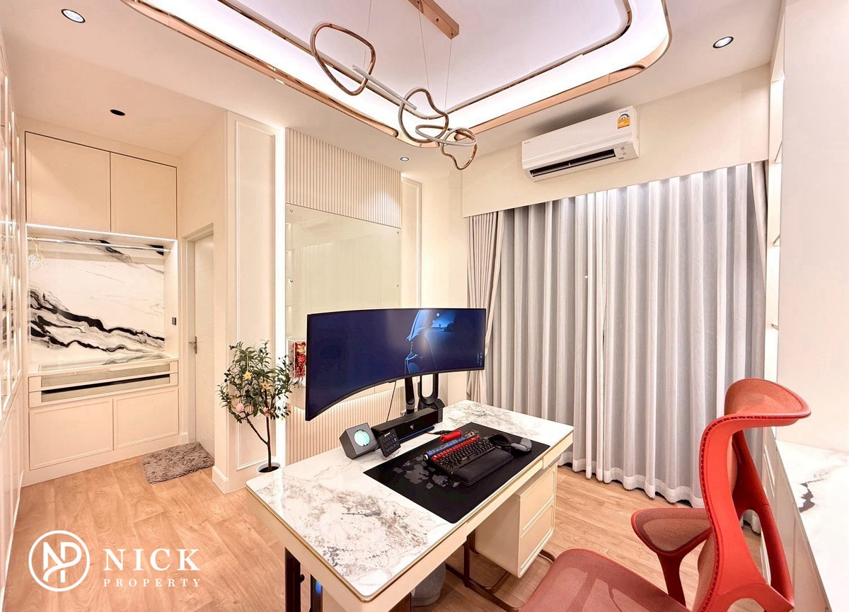 For SaleHouseRama5, Ratchapruek, Bangkruai : Bangkok Boulevard Signature Sathorn - Pinklao: Luxury Class Modern Colonnade Bangkok Boulevard Signature Luxury House behind Club House The heart of Ratchapruek The best home position in the project Beautifully decorated with special price