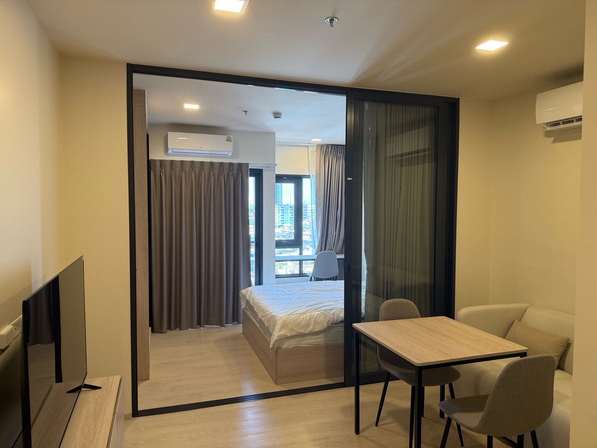 For RentCondoWongwianyai, Charoennakor : [Owner] Spacious1Bed34sqm Furnished, all elec applicant, Good view, 20k, 10th fl, Flo by Sansiri, avaliable now