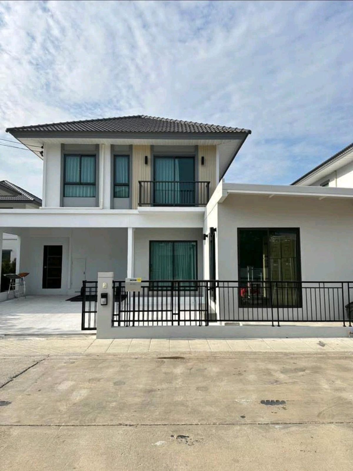 บ้านบางนา แบริ่ง ลาซาล : 🏡 ขาย/เช่า บ้านเดี่ยว 2 ชั้น เพอร์เฟค พาร์ค บางนาพร้อมเข้าอยู่ 30/9/68 นี้ 💰 ขาย 7,499,000 บาท💸 เช่า 38,000 บาท/เดือน