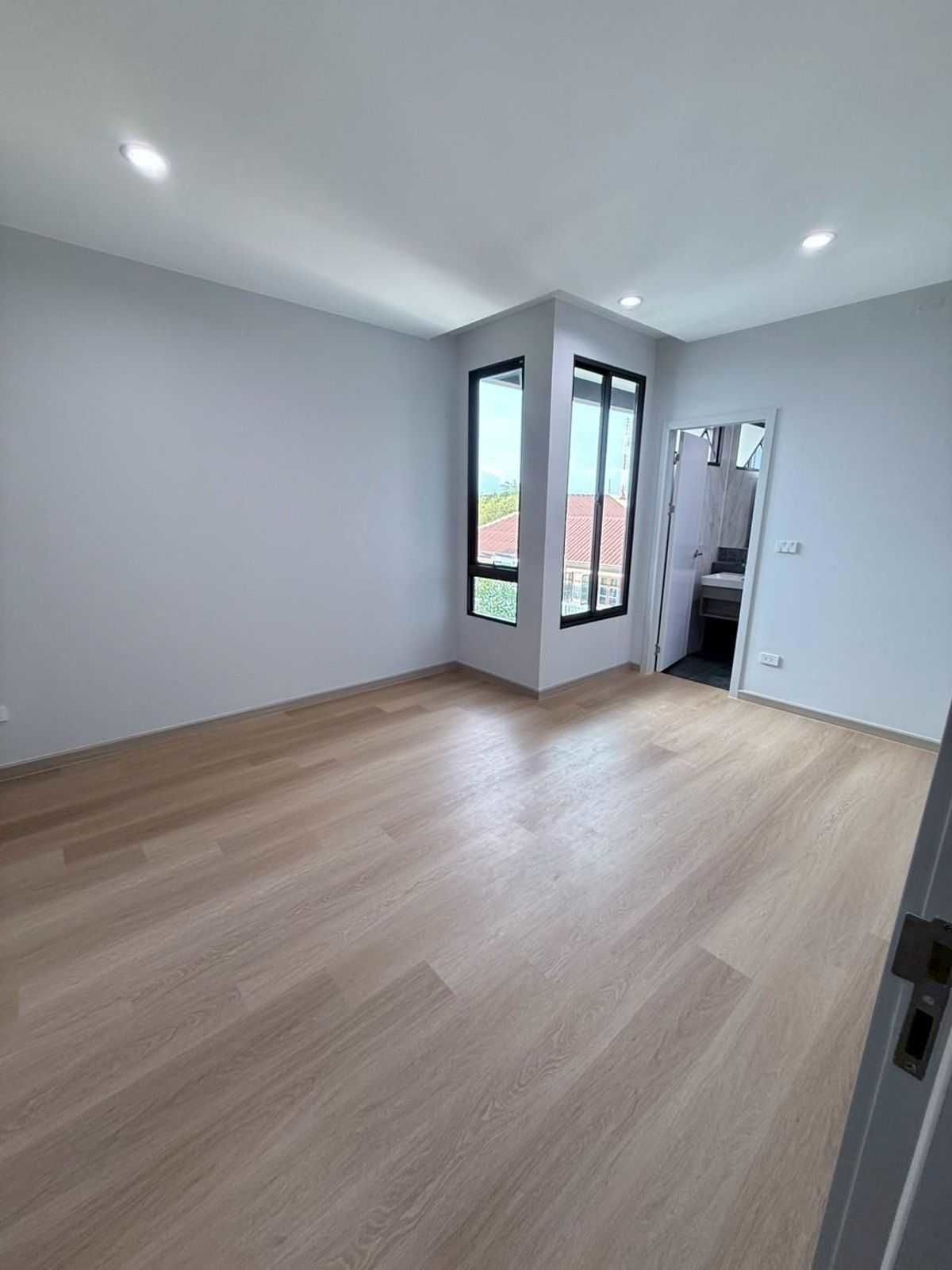 ให้เช่าทาวน์โฮมพระราม 2 บางขุนเทียน : Home Office ให้เช่า ✨ Gravitia Rama 2 - Thakam ✨ 3 ชั้น 3 ห้องนอน 4 ห้องน้ำ หลัง Homepro พระราม 2