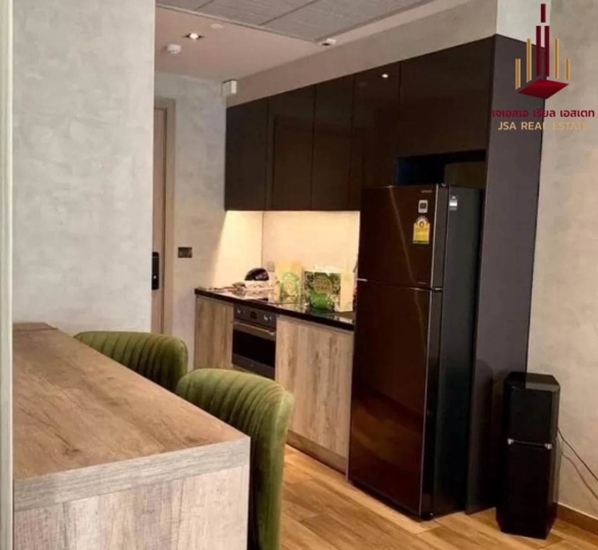 For SaleCondoSukhumvit, Asoke, Thonglor : ✨ For Sale: The Issara Sathorn Condo ✨ 💰 ONLY 6,340,000 THB