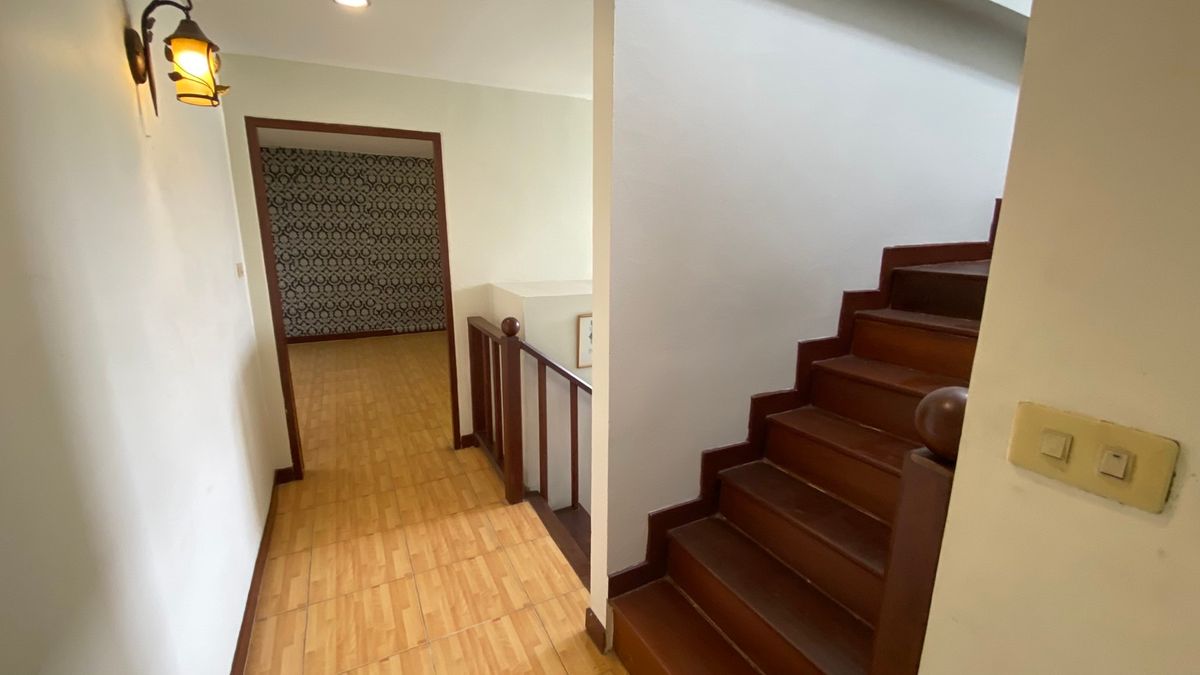 บ้านแจ้งวัฒนะ เมืองทอง : ขายและให้เช่า หมู่บ้านสายลม ถนนแจ้งวัฒนะ ตำบลปากเกร็ด อำเภอปากเกร็ด จังหวัดนนทบุรี