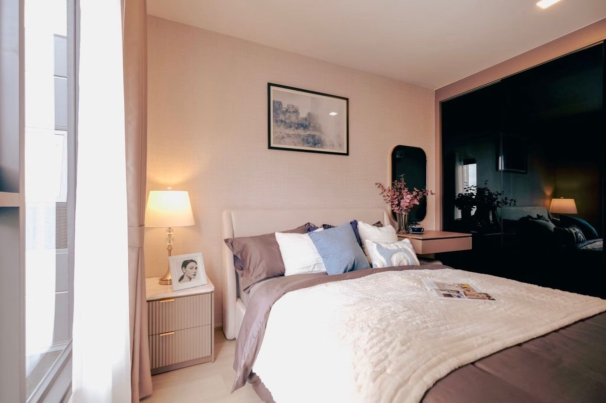 For SaleCondoLadprao, Central Ladprao : Best price-Nice Decoration, condo close to BTS Ha-Yeak Ladprao 1 bed 1 bath fully furnished 081-245-7349