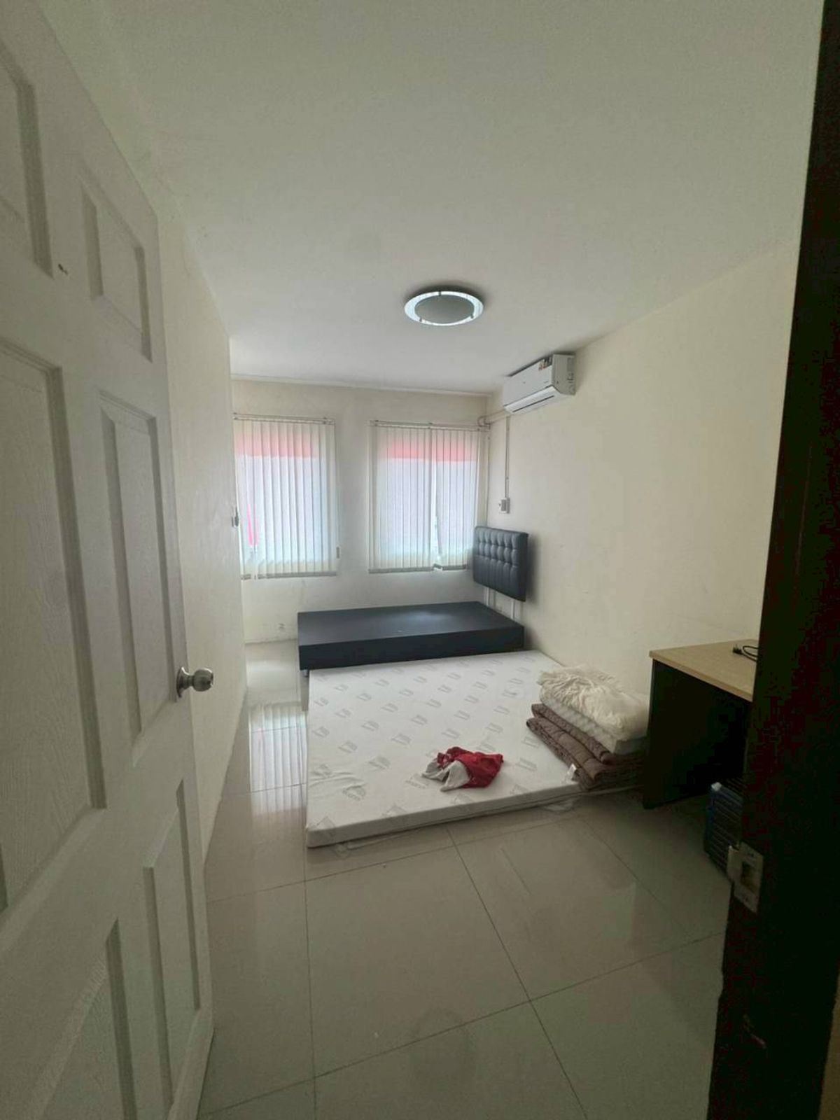 ขายอาคารพาณิชย์เชียงใหม่ : ขาย อาคารพาณิชย์ 4 ชั้น - โครงการ Star Avenue 2 (สตาร์เอเวนิว ไลฟ์สไตล์มอลล์) ใจกลางเมืองเชียงใหม่