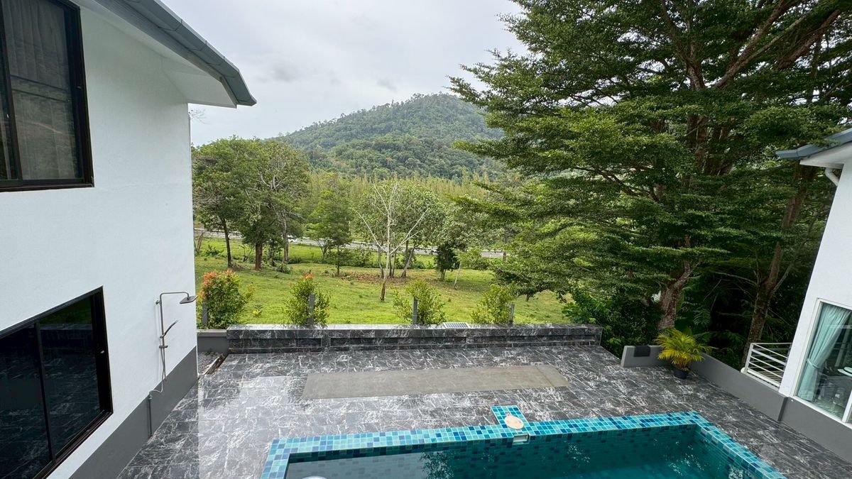 For SaleHotel&Apartment BusinessPhuket : Sell ​​Ananda Place Resort, Ko Kaew, Mueang District, Phuket Province, with another 1 rai of empty land, a total area of ​​more than 2 and a half rai.