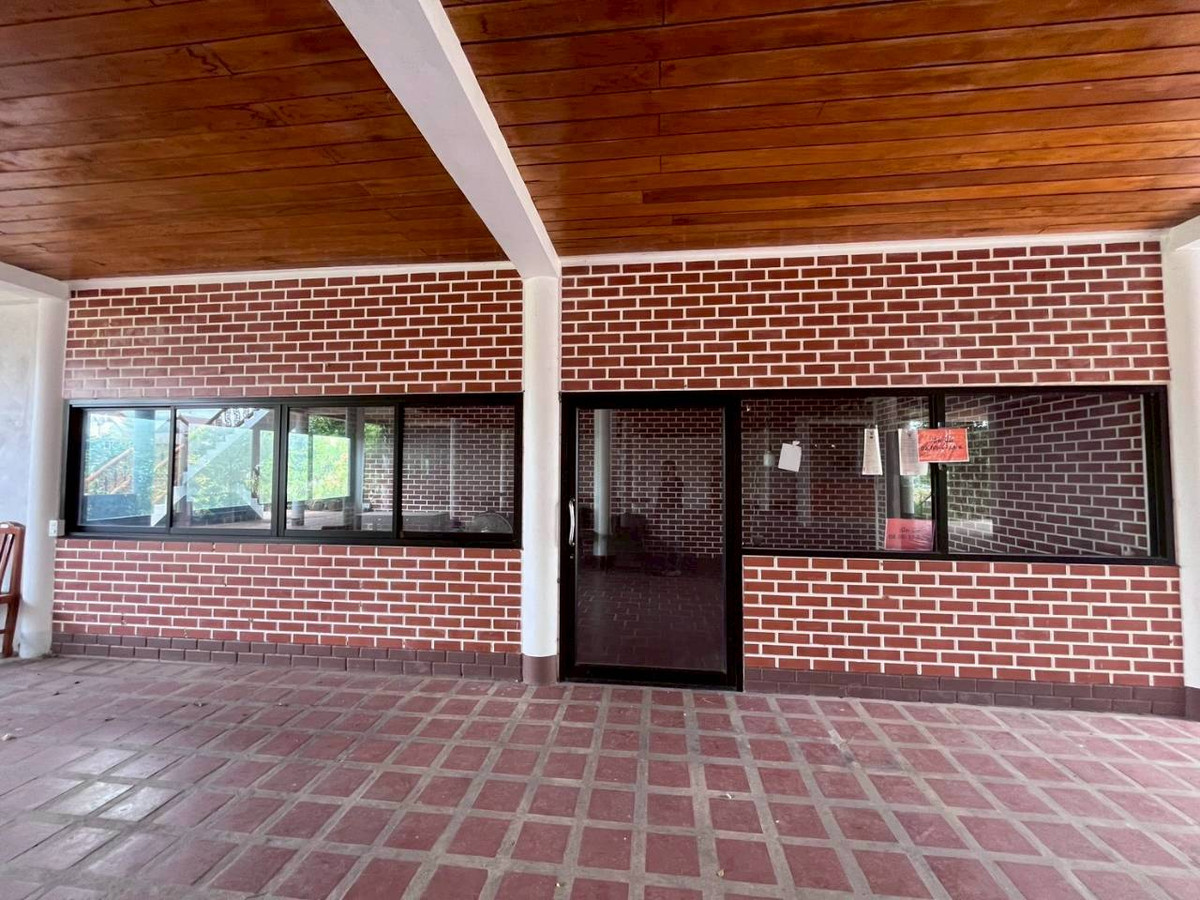 ขายบ้านกาญจนบุรี : ขายบ้านพักตากอากาศกาญจนบุรี 5 ไร่ เลาขวัญ วิวเขา บรรยากาศสงบ บ้านไม้สักกึ่งปูน พร้อมเข้าอยู่