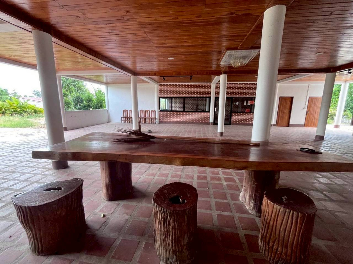 ขายบ้านกาญจนบุรี : ขายบ้านพักตากอากาศกาญจนบุรี 5 ไร่ เลาขวัญ วิวเขา บรรยากาศสงบ บ้านไม้สักกึ่งปูน พร้อมเข้าอยู่