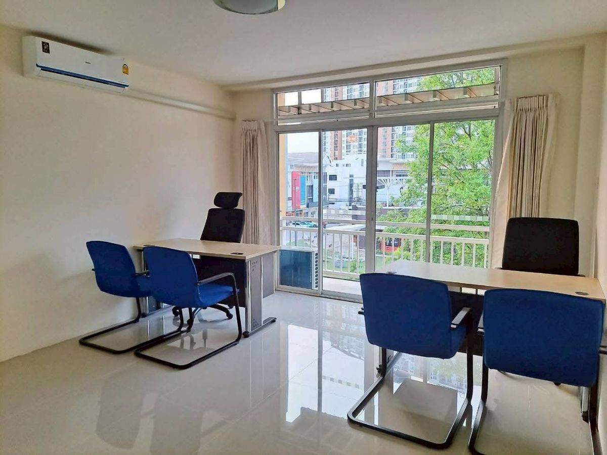 ขายอาคารพาณิชย์เชียงใหม่ : ขาย อาคารพาณิชย์ 4 ชั้น - โครงการ Star Avenue 2 (สตาร์เอเวนิว ไลฟ์สไตล์มอลล์) ใจกลางเมืองเชียงใหม่