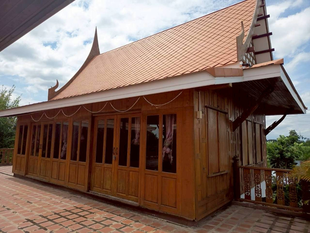 ขายบ้านกาญจนบุรี : ขายบ้านพักตากอากาศกาญจนบุรี 5 ไร่ เลาขวัญ วิวเขา บรรยากาศสงบ บ้านไม้สักกึ่งปูน พร้อมเข้าอยู่