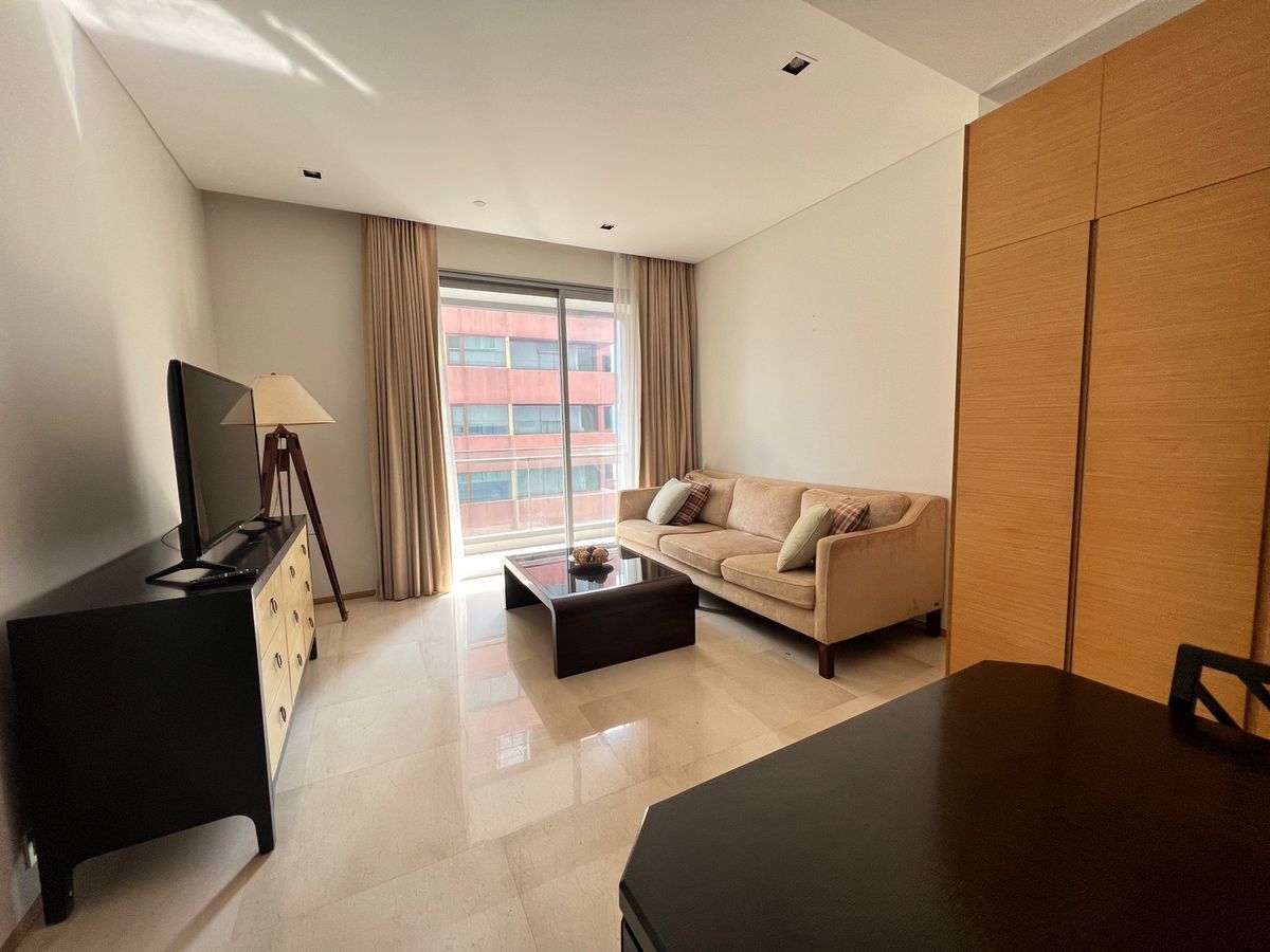ให้เช่าคอนโดสีลม ศาลาแดง บางรัก : ให้เช่า Saladaeng Residences ราคา 50,000 บาท [TTr250942]