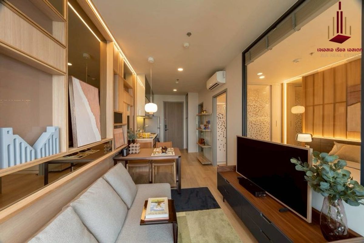 For SaleCondoSathorn, Narathiwat : ✨ For Sale: The Issara Sathorn Condo ✨ 💰 ONLY 7,460,000 THB