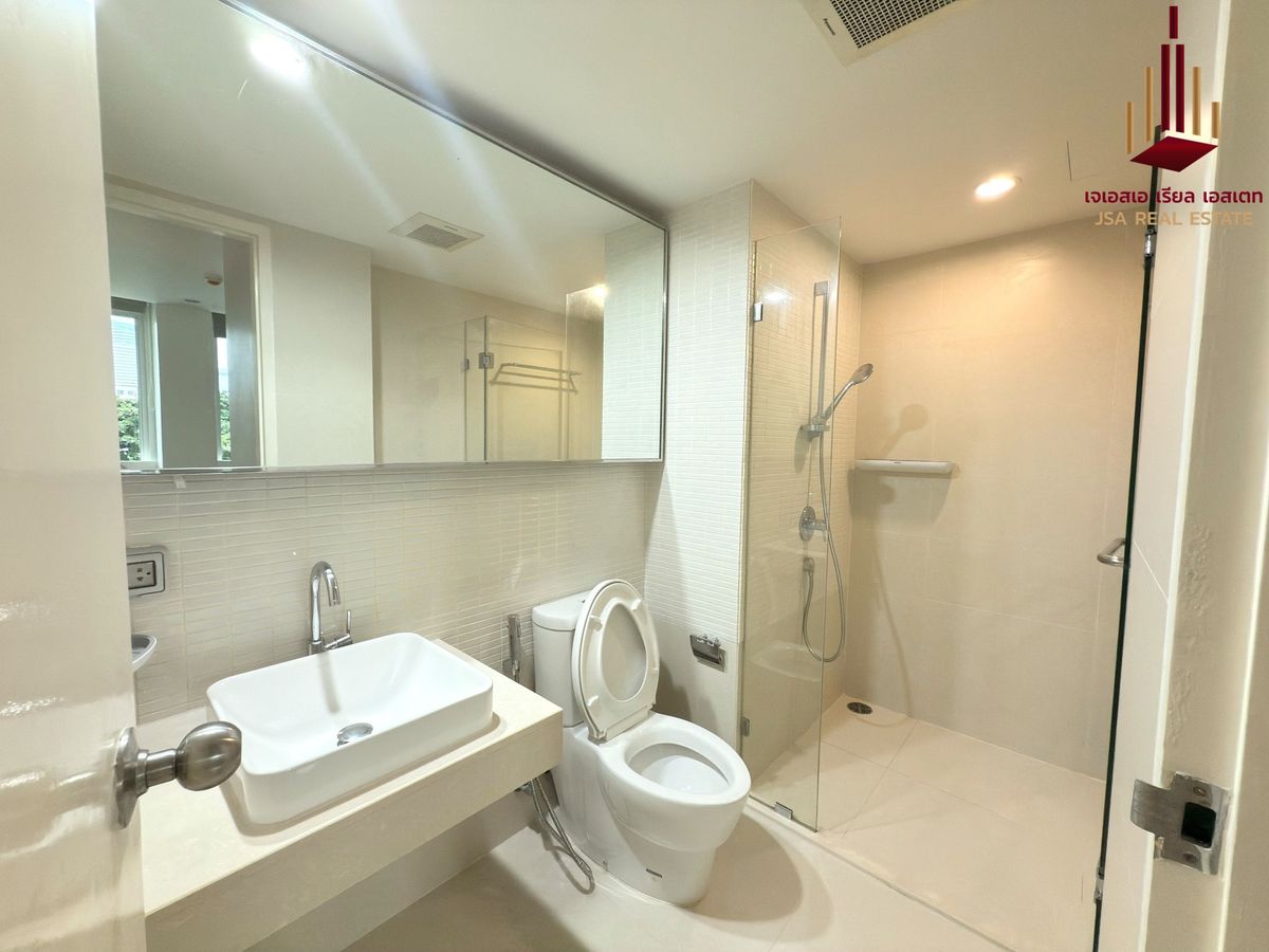 For RentCondoSilom, Saladaeng, Bangrak : ✨ For Sale: Focus on Saladaeng Condo ✨ 💰 ONLY 28,000 THB