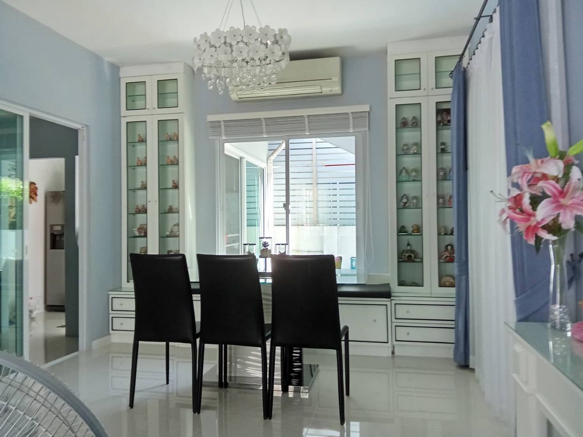 For SaleHousePathum Thani,Rangsit, Thammasat : Twin house for sale, Villa Jio Project Rangsit Khlong Song, area 35.2 sq. Wah, Khlong Song District, Pathum Thani Province