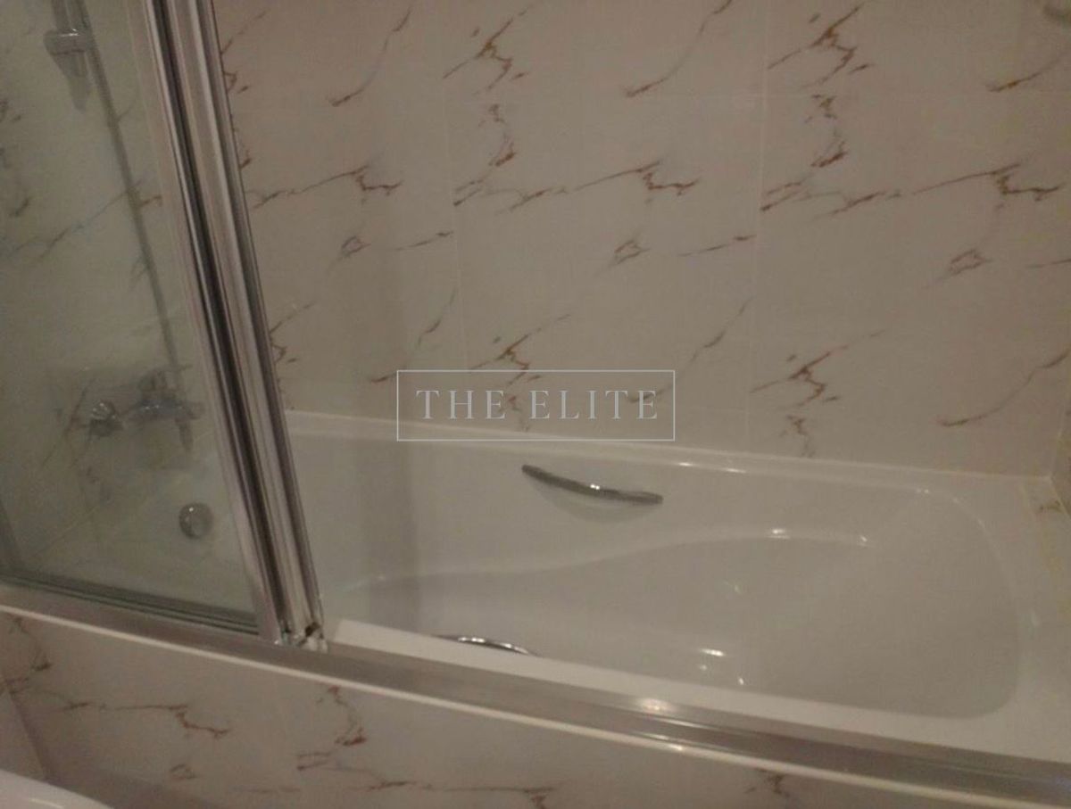 For RentCondoSilom, Saladaeng, Bangrak : ✨ Big condo in the heart of Sathorn-Silom Anyone looking for a rental room, dont miss it 💯