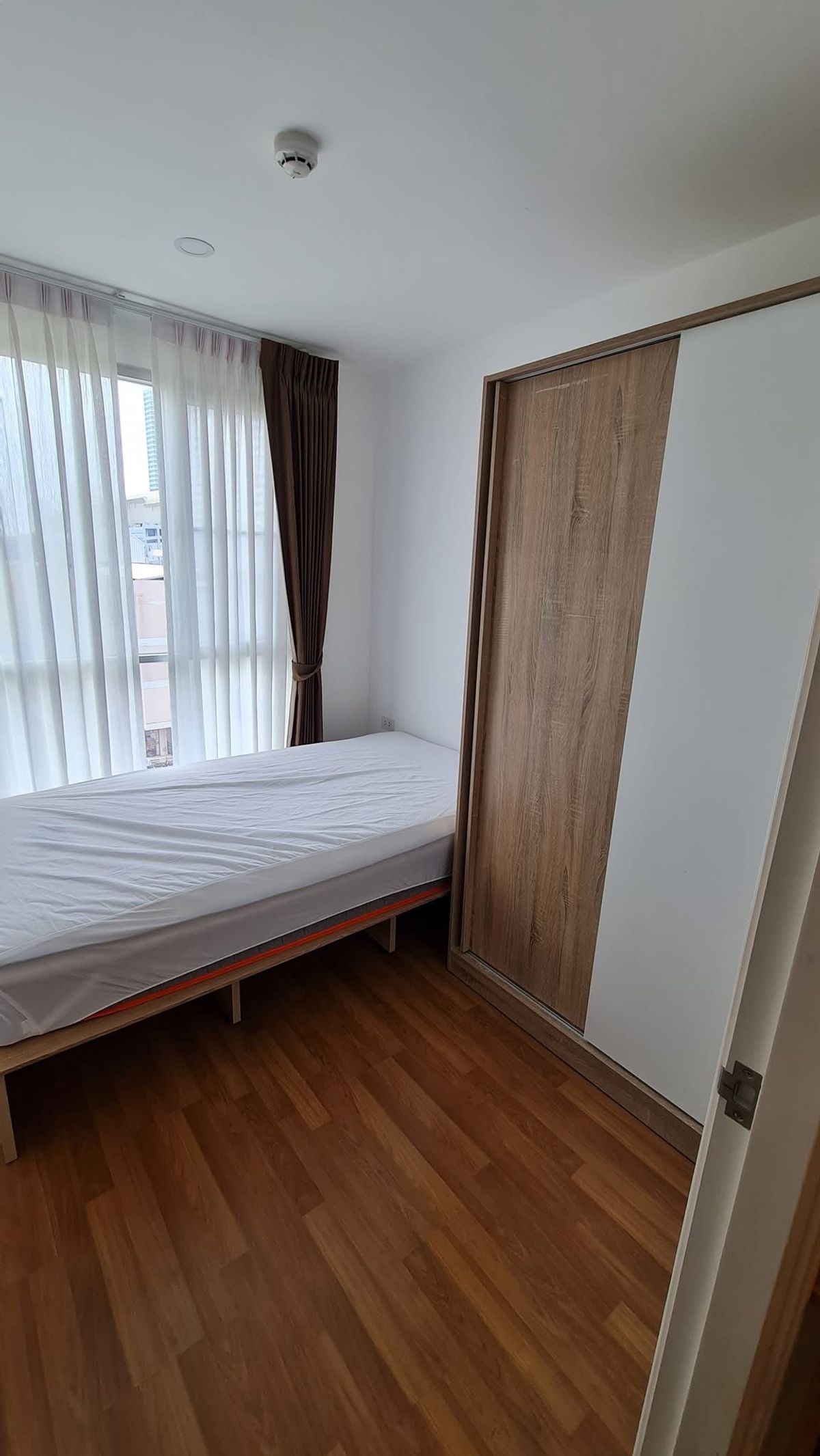 ให้เช่าคอนโดบางนา แบริ่ง ลาซาล : ให้เช่า 📍Lumpini Place Bangna Km.3 📍 2 ห้องนอน เฟอร์นิเจอร์ และ เครื่องใช้ไฟฟ้าครบ ใกล้ MRT ศรีอุดม