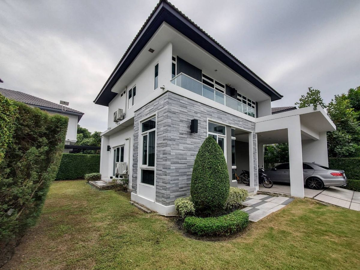 ขายบ้านลาดกระบัง สุวรรณภูมิ : ขายบ้านเดี่ยว 2 ชั้น หมู่บ้านมัณฑนา มอเตอร์เวย์-กรุงเทพกรีฑาตัดใหม่ ลาดกระบัง กรุงเทพ