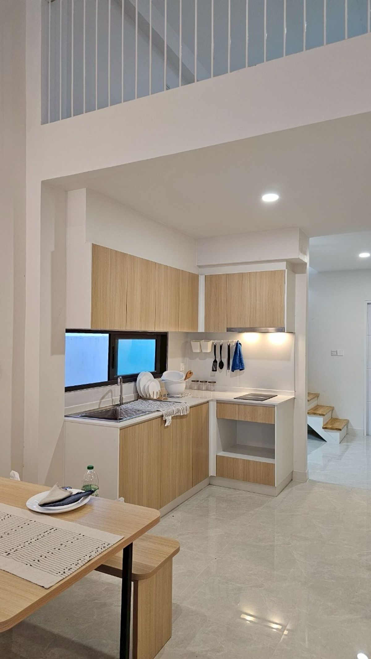 ขายบ้านพัทยา บางแสน ชลบุรี สัตหีบ : ขายบ้านเดี่ยว หมู่บ้านมณีแก้ว ขนาด 40 ตารางวา บางแสน ชลบุรี