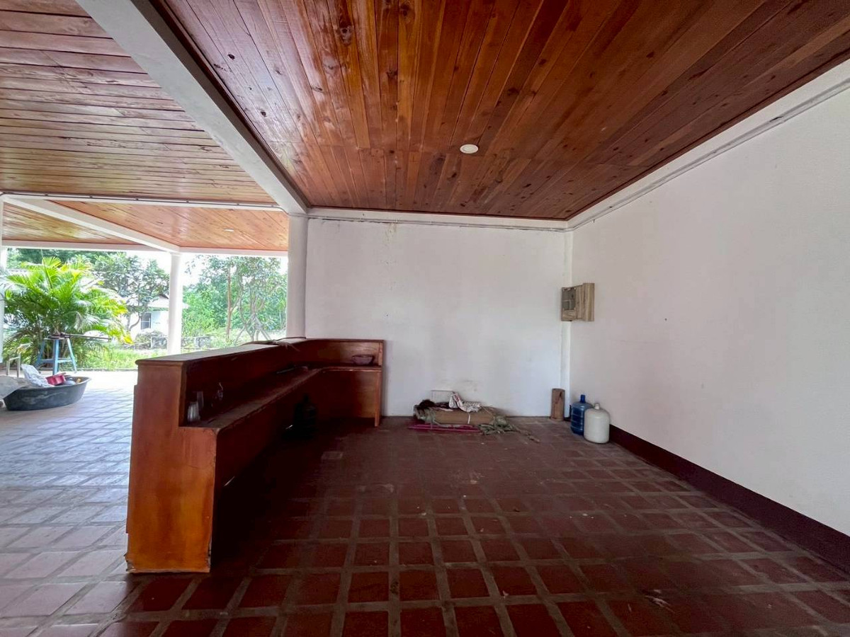 ขายบ้านกาญจนบุรี : ขายบ้านพักตากอากาศกาญจนบุรี 5 ไร่ เลาขวัญ วิวเขา บรรยากาศสงบ บ้านไม้สักกึ่งปูน พร้อมเข้าอยู่