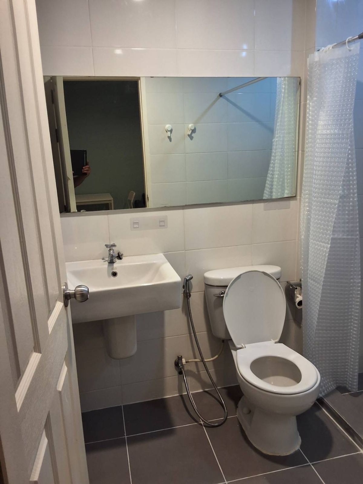 ให้เช่าคอนโดพระราม 9 เพชรบุรีตัดใหม่ RCA : ⚡️Flash Deal⚡️ Aspire rama9 โครงการใกล้เซ็นทรัลพระราม9 Mrt rama9 💫 32 Sqm 14,000 บาทถูกสุดในตลาด สนใจติดต่อพัตเตอร์ 0928895628