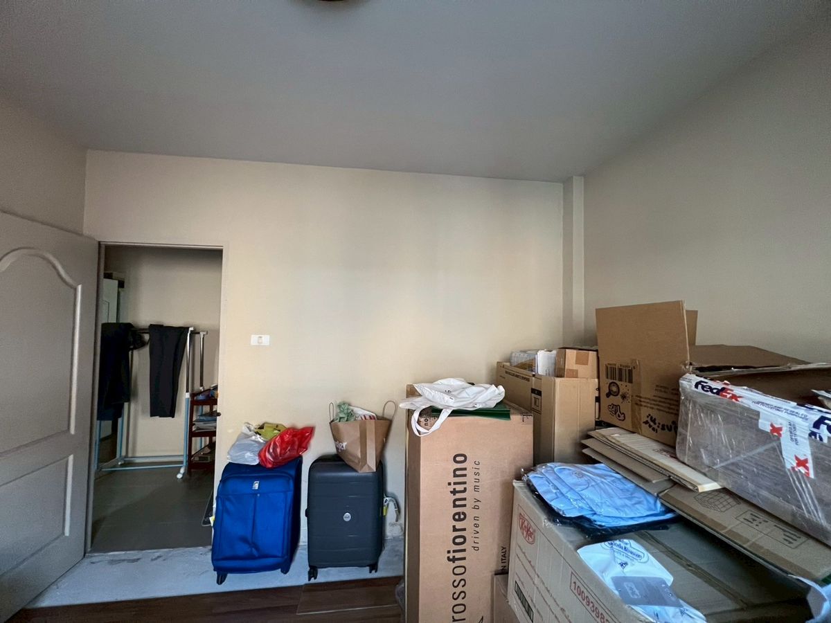 ขายทาวน์โฮมอยุธยา : ขายทาวน์เฮ้าส์ หมู่บ้านเดอะพาลาซโต้ พื้นที่ใหญ่ 30.1 ตรว. หน้ากว้าง 7 เมตร จอดรถได้ 2 คัน แบบสบายๆ ราคาสุดคุ้ม ทำเลดีเลิศ ใกล้แหล่งงาน