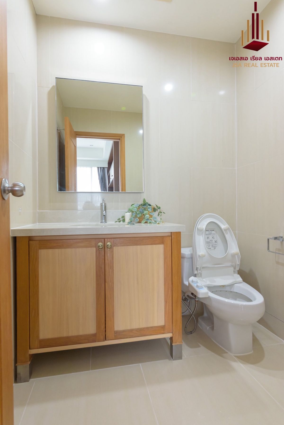 For SaleCondoSukhumvit, Asoke, Thonglor : ✨ For Sale: The Emporio Place Condo ✨ 💰 ONLY 22,500,000 THB