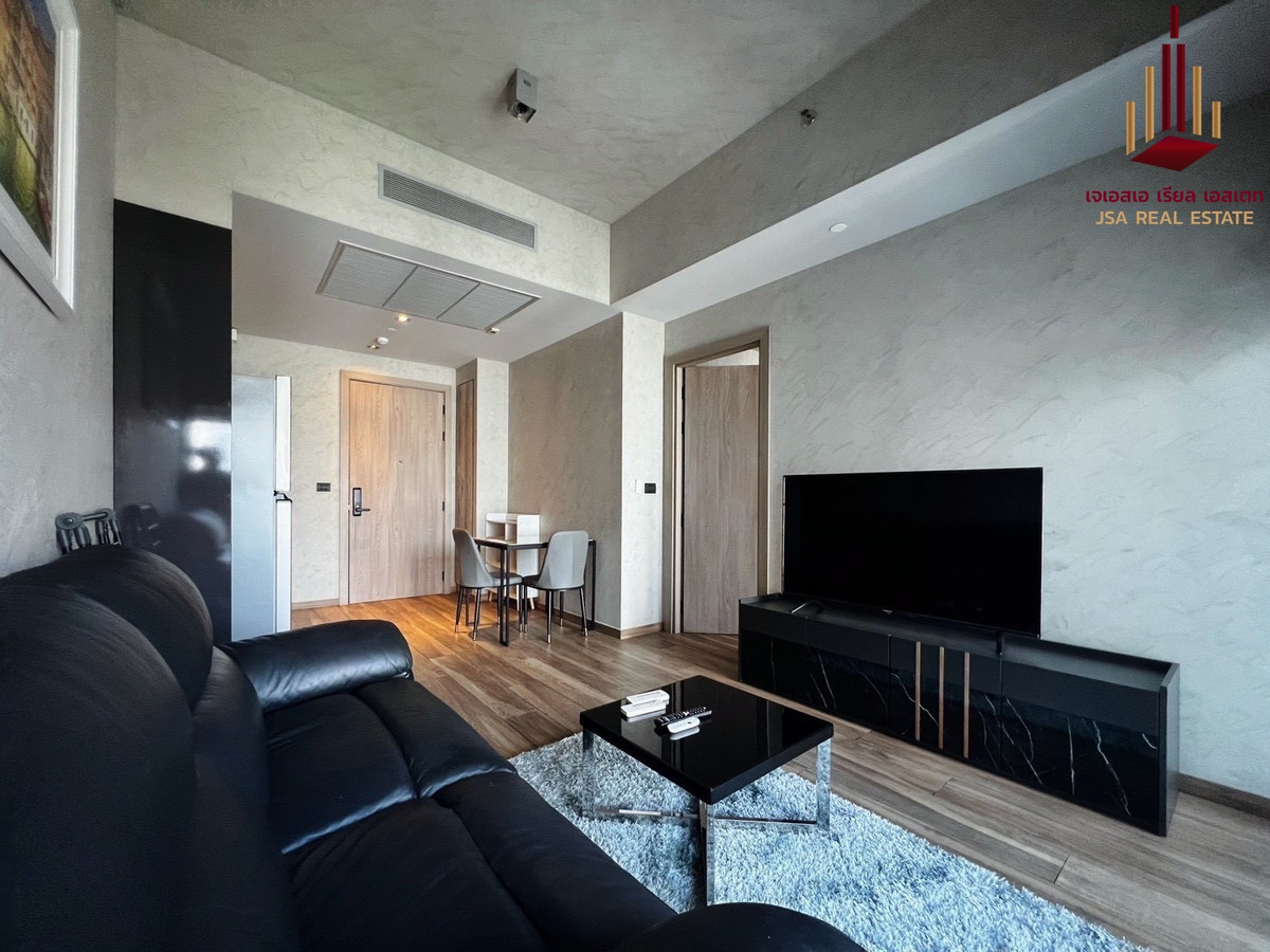 ขายคอนโดสุขุมวิท อโศก ทองหล่อ : ✨ For Sale: The Lofts Asoke Condo ✨  💰 Only 7,800,000 THB