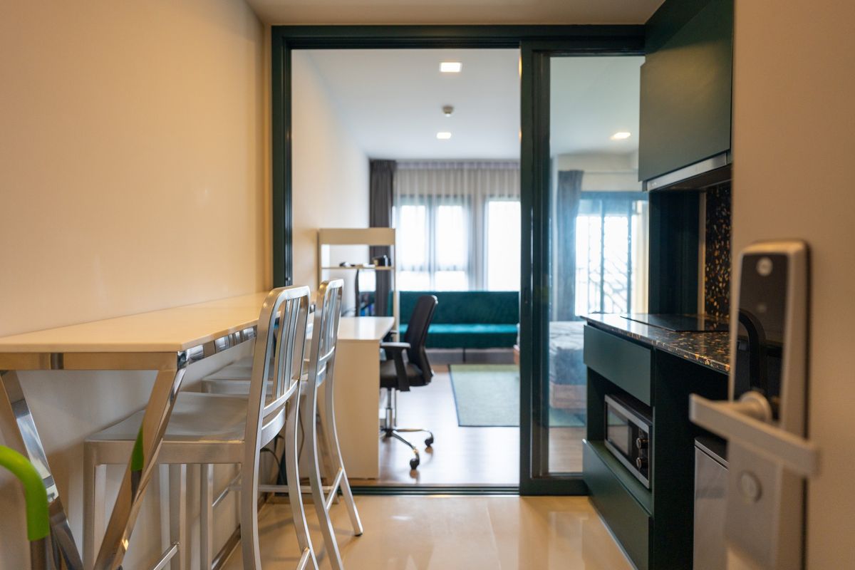 For SaleCondoOnnut, Udomsuk : Condo for sale The Base Sukhumvit 50 Price 2,550,000 baht [NCS250915]