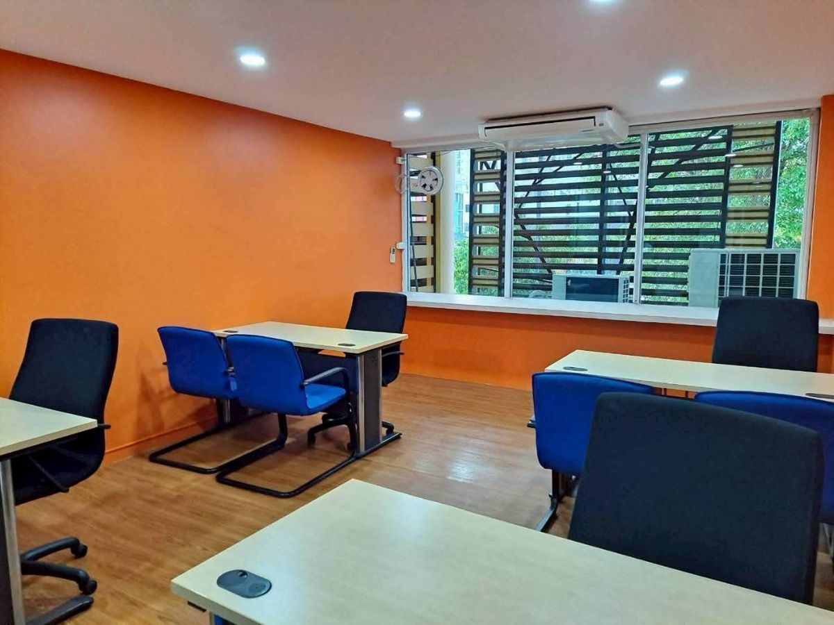 ขายอาคารพาณิชย์เชียงใหม่ : ขาย อาคารพาณิชย์ 4 ชั้น - โครงการ Star Avenue 2 (สตาร์เอเวนิว ไลฟ์สไตล์มอลล์) ใจกลางเมืองเชียงใหม่