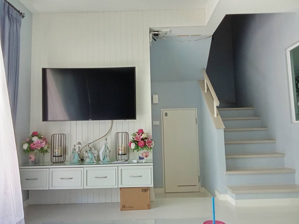 For SaleHousePathum Thani,Rangsit, Thammasat : Twin house for sale, Villa Jio Project Rangsit Khlong Song, area 35.2 sq. Wah, Khlong Song District, Pathum Thani Province