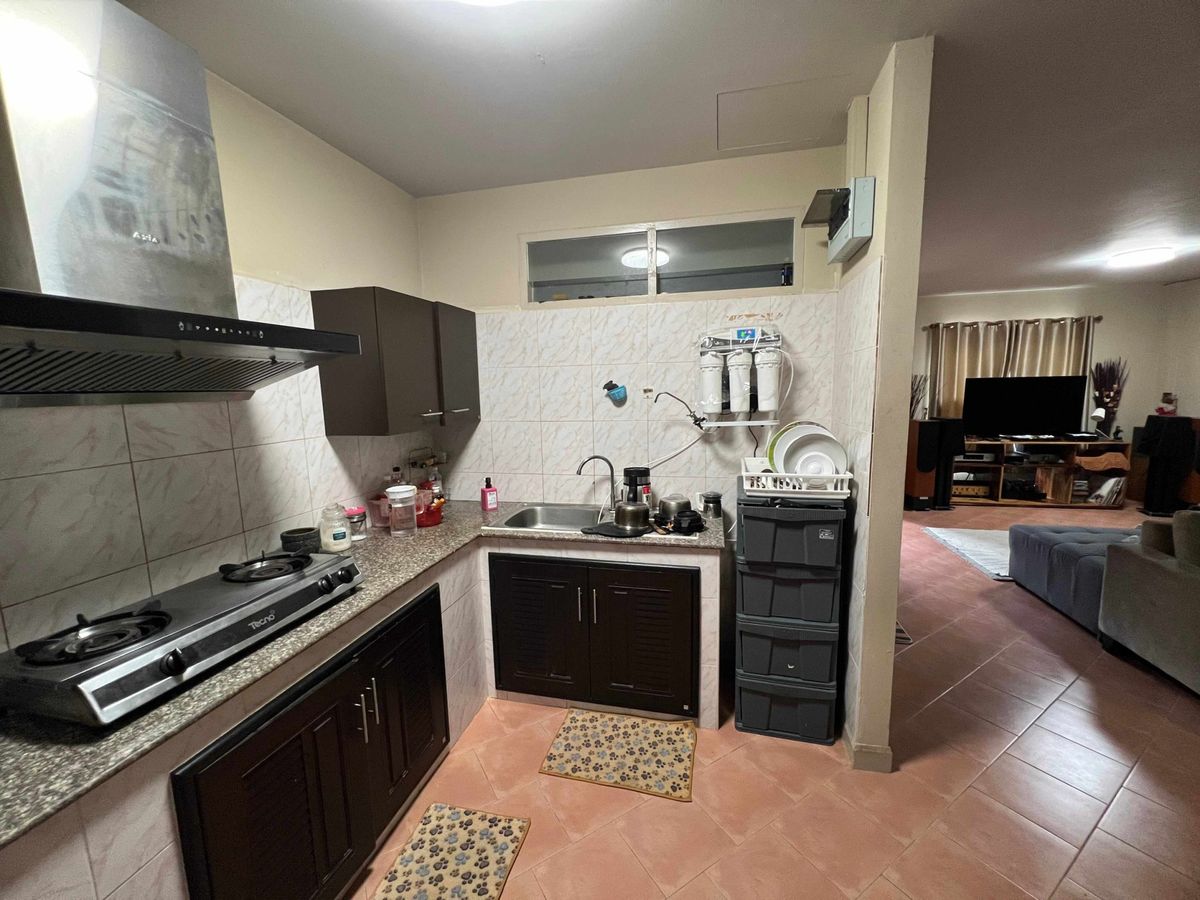 ขายทาวน์โฮมอยุธยา : ขายทาวน์เฮ้าส์ หมู่บ้านเดอะพาลาซโต้ พื้นที่ใหญ่ 30.1 ตรว. หน้ากว้าง 7 เมตร จอดรถได้ 2 คัน แบบสบายๆ ราคาสุดคุ้ม ทำเลดีเลิศ ใกล้แหล่งงาน