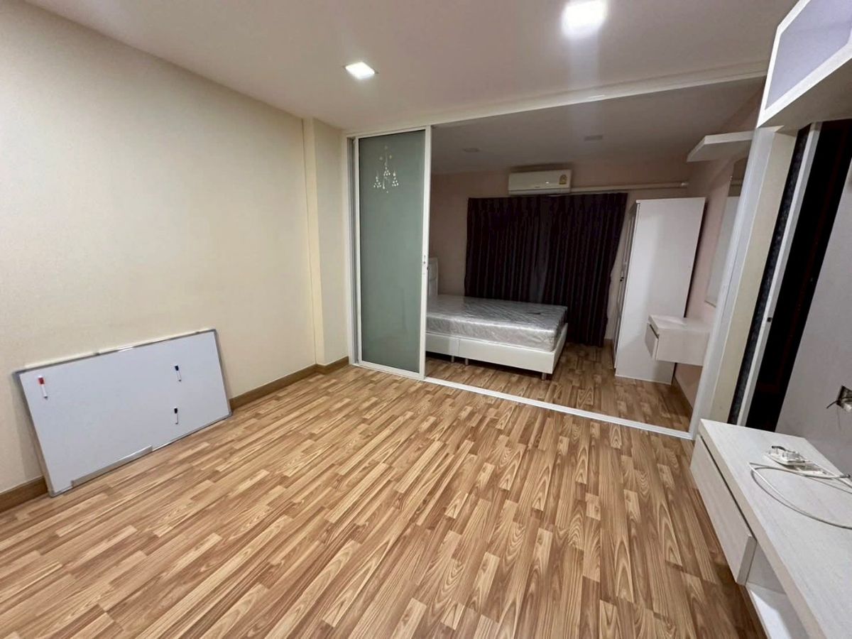 For SaleCondoRamkhamhaeng, Hua Mak : ✅ S-TOPD126 ✅ Line : @p2nproperty