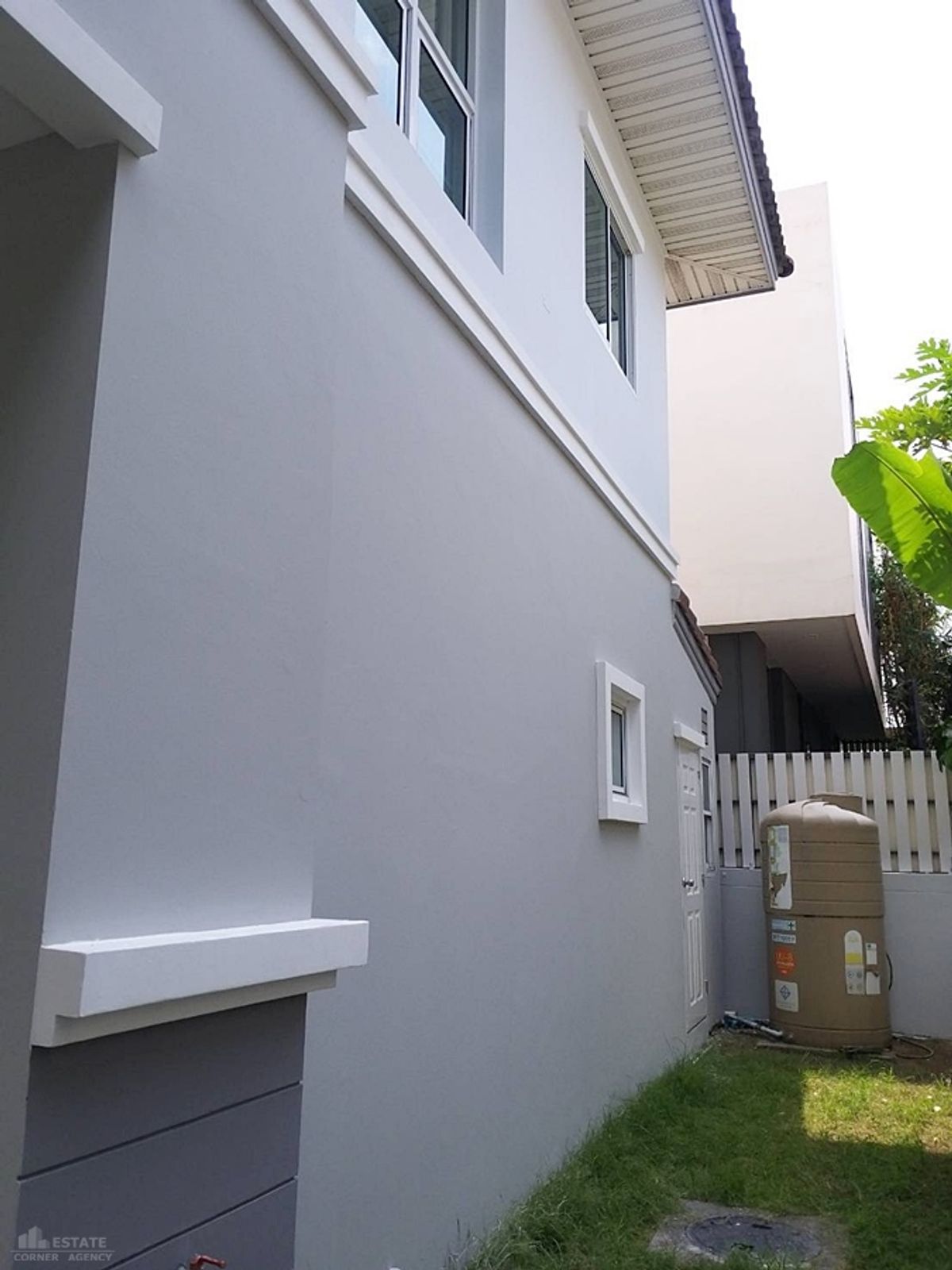 ขายบ้านสมุทรปราการ สำโรง : ขาย บ้านเดี่ยว สิรินดา พราน่า บ้านสวยขนาด 56.5 ตร.ว. 3 นอน 3 น้ำ