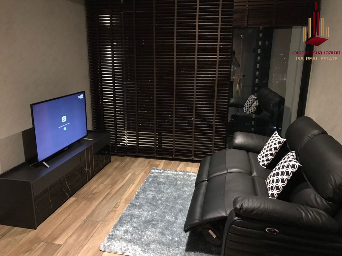 For SaleCondoSukhumvit, Asoke, Thonglor : ✨ For Sale: The Lofts Asoke Condo ✨ 💰 ONLY 7,800,000 THB