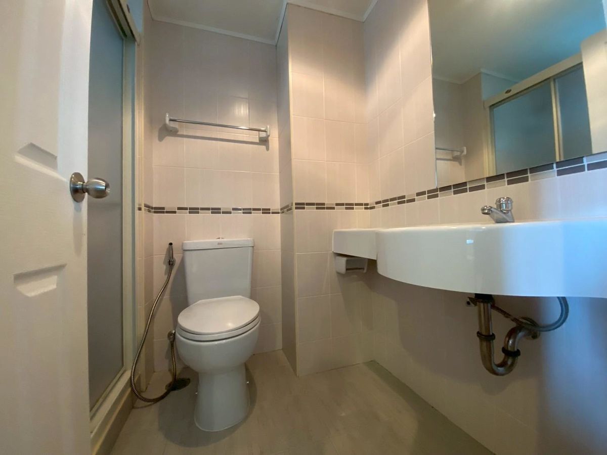 ขายคอนโดพระราม 8 สามเสน ราชวัตร : ขายคอนโด ลุมพินี เพลส พระราม 8 อาคาร B ชั้น 13 ขนาด1 ห้องนอน พื้นที่ 35 ตรม LUMPINI PLACE RAMA 8