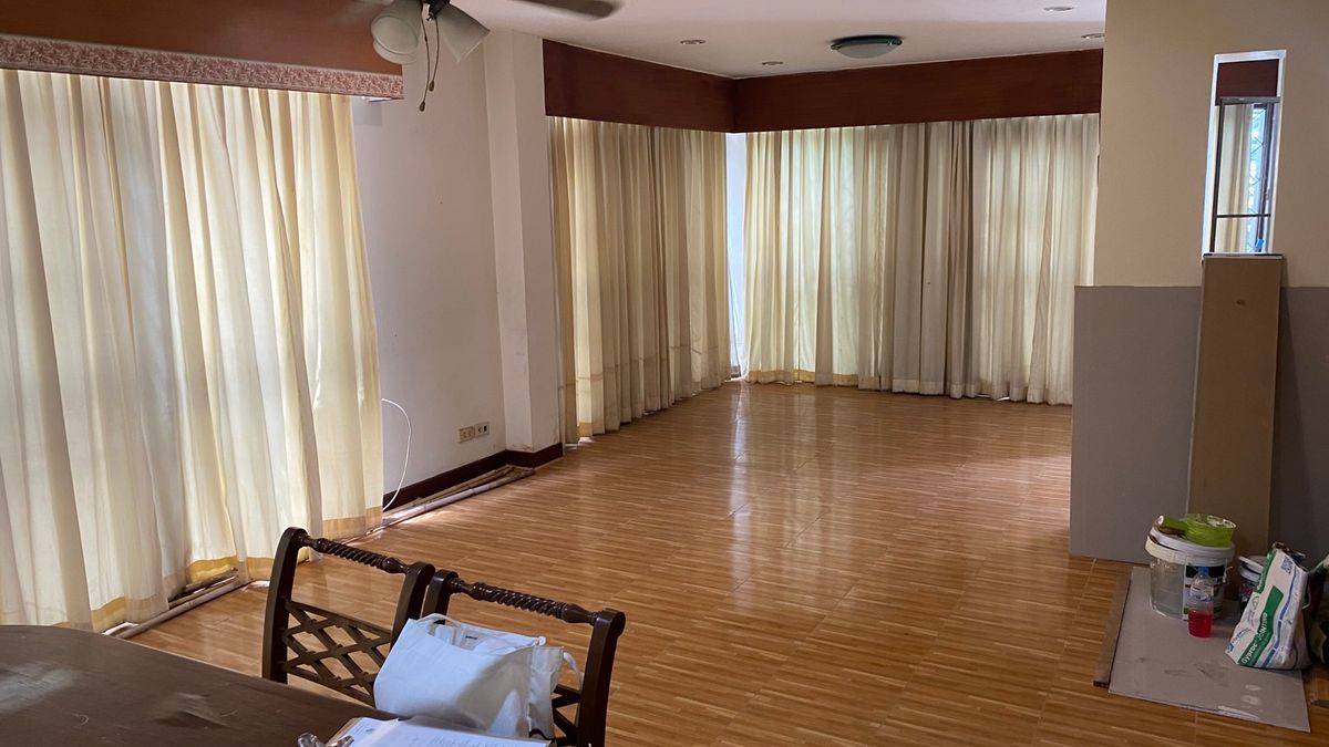 บ้านแจ้งวัฒนะ เมืองทอง : ขายและให้เช่า หมู่บ้านสายลม ถนนแจ้งวัฒนะ ตำบลปากเกร็ด อำเภอปากเกร็ด จังหวัดนนทบุรี