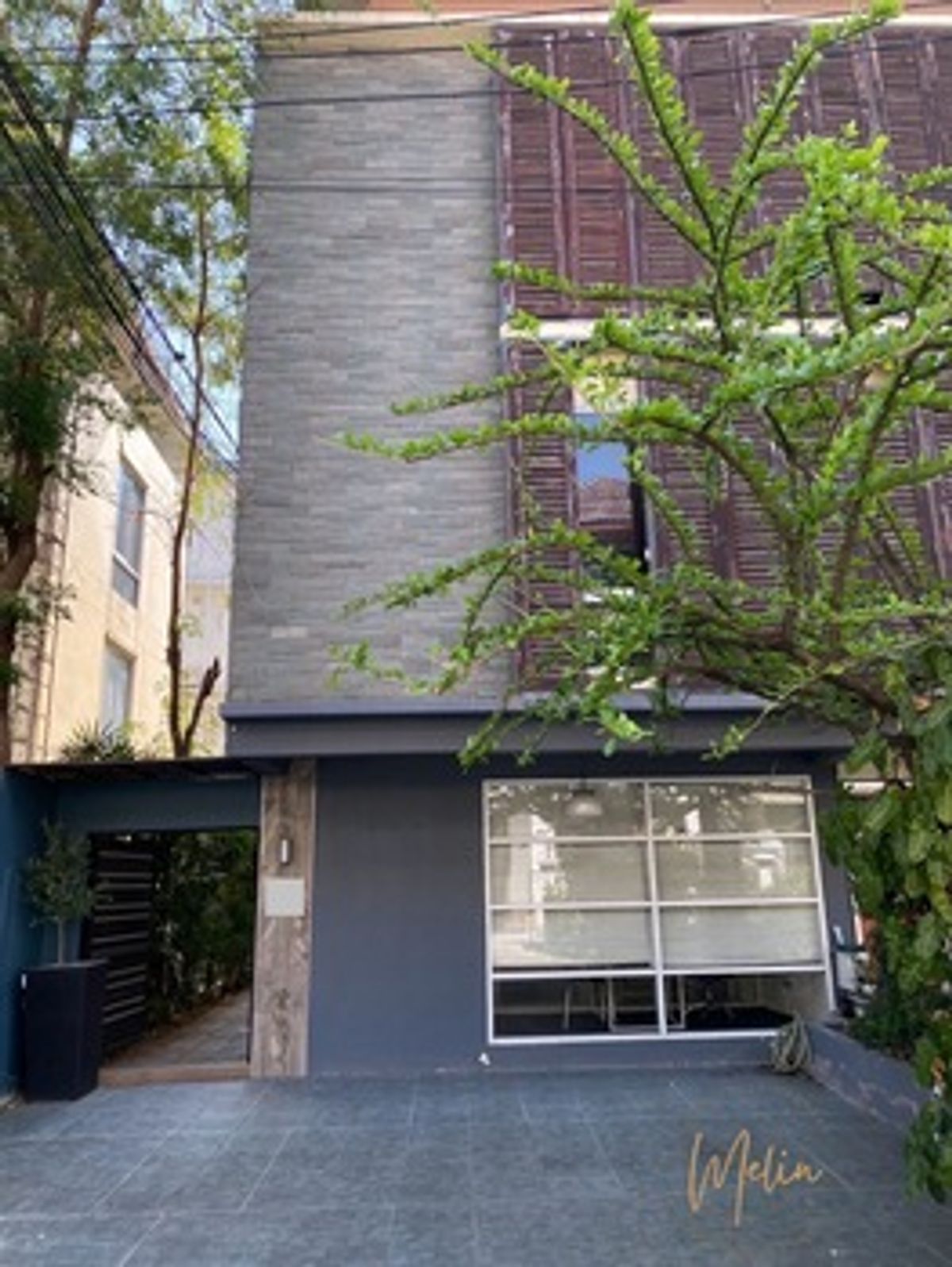 For RentOfficeRamkhamhaeng, Hua Mak : 🏢 Office for rent  Townhome corner with a garden near Ekkamai - Ram Inthra Expressway. Add professional images to your business.