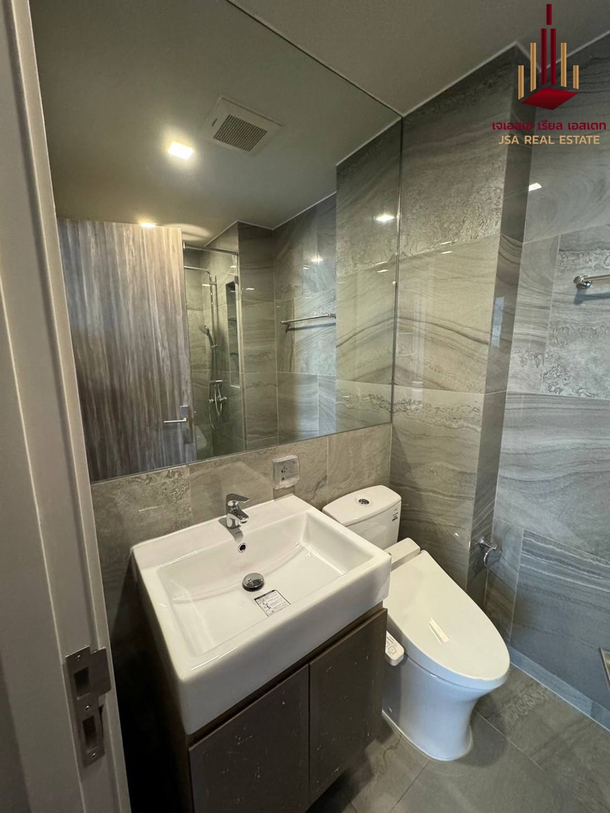 ให้เช่าคอนโดสุขุมวิท อโศก ทองหล่อ : ✨ For Rent: Ideo Q Sukhumvit 36 ✨ Only 30,000 THB/month 💰