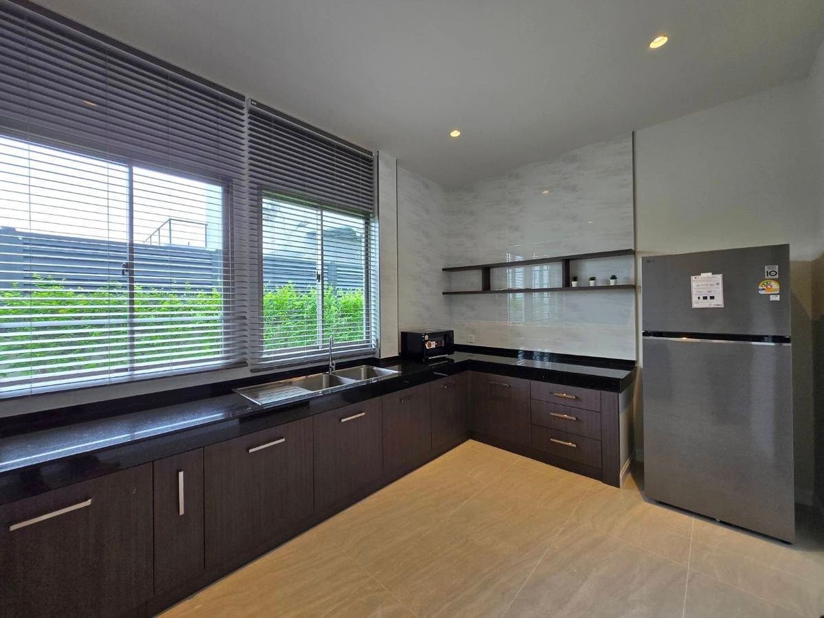 HouseLadkrabang, Suwannaphum Airport : Rent/House for sale, decorated with 2 floors, 5 bedrooms, complete with Suitable for the big family. Perfect Masterpiece Rama 9 - Krungthep Kreetha