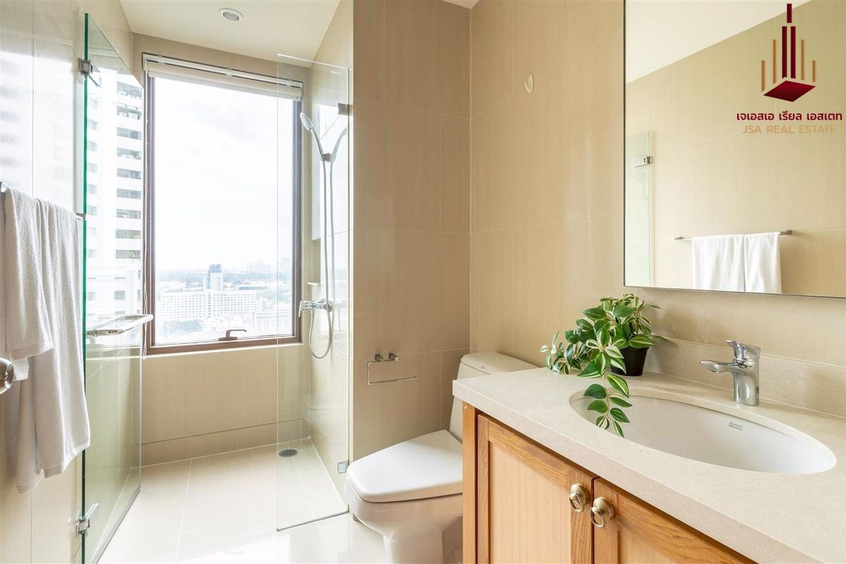 For SaleCondoSukhumvit, Asoke, Thonglor : ✨ For Sale: The Emporio Place Condo ✨ 💰 ONLY 22,500,000 THB