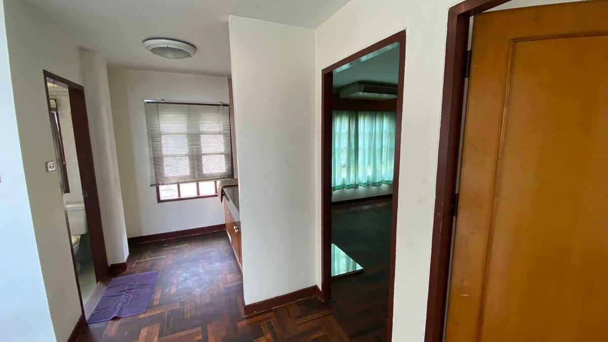 บ้านแจ้งวัฒนะ เมืองทอง : ขายและให้เช่า หมู่บ้านสายลม ถนนแจ้งวัฒนะ ตำบลปากเกร็ด อำเภอปากเกร็ด จังหวัดนนทบุรี