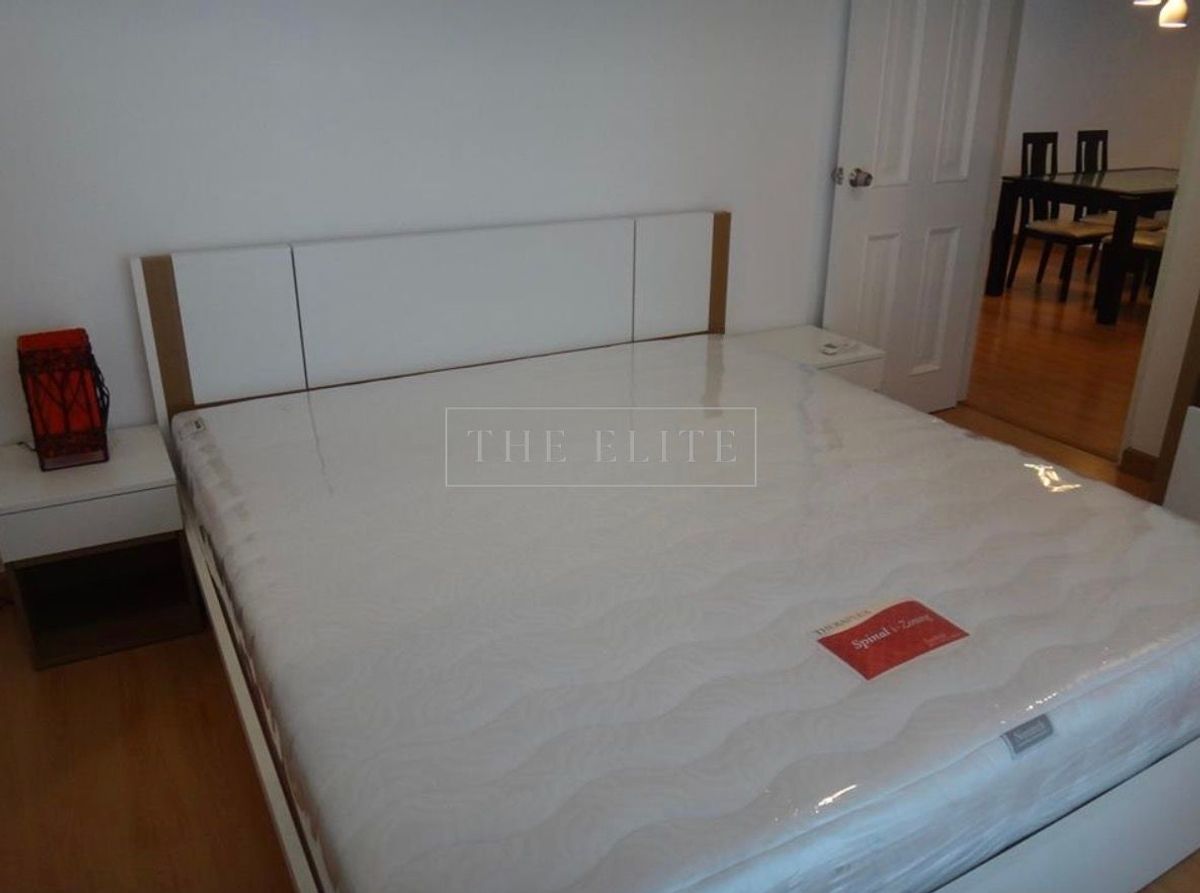 For RentCondoSilom, Saladaeng, Bangrak : ✨ Big condo in the heart of Sathorn-Silom Anyone looking for a rental room, dont miss it 💯